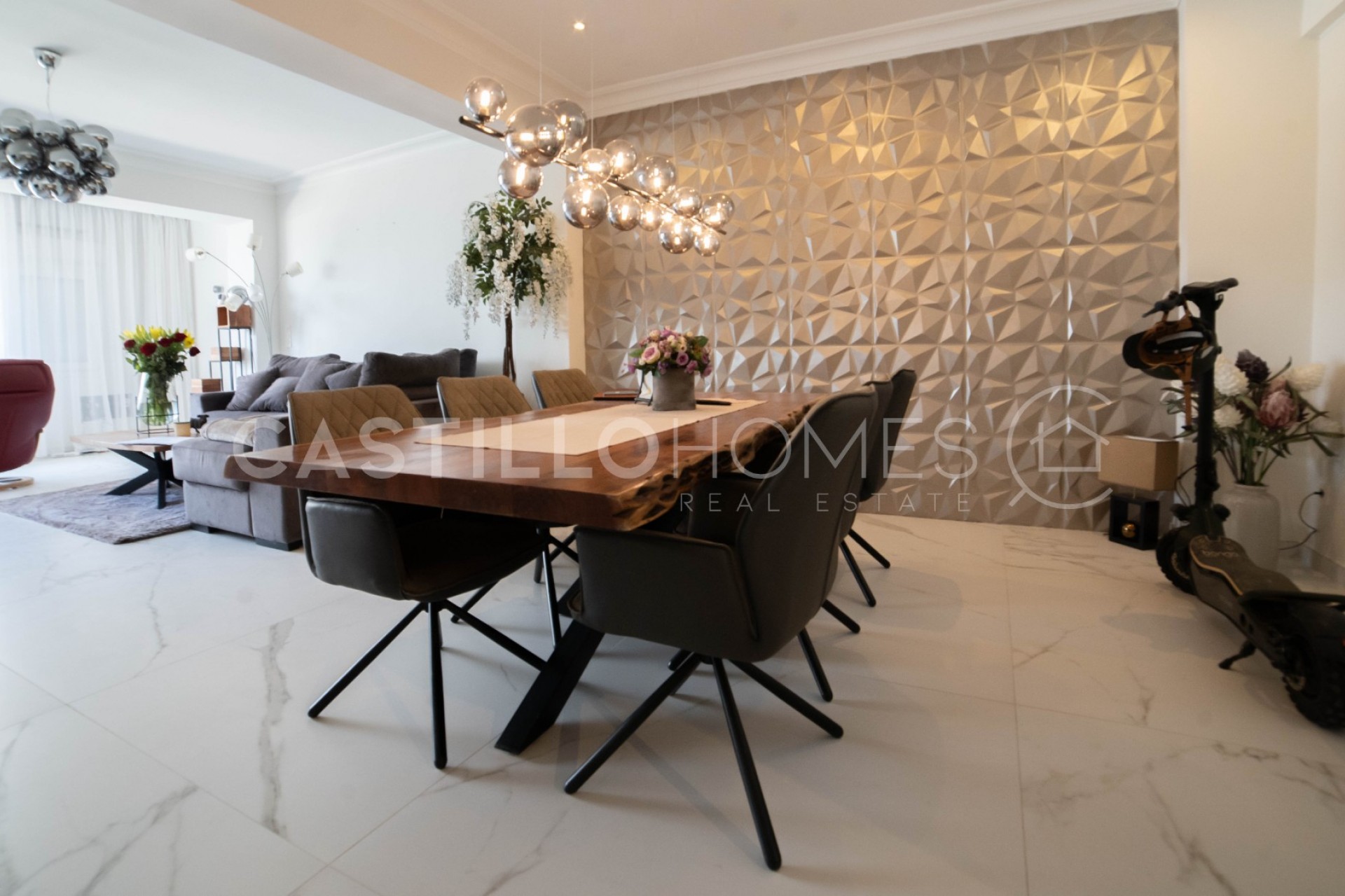 Revente - Apartment -
Torrevieja - Centro