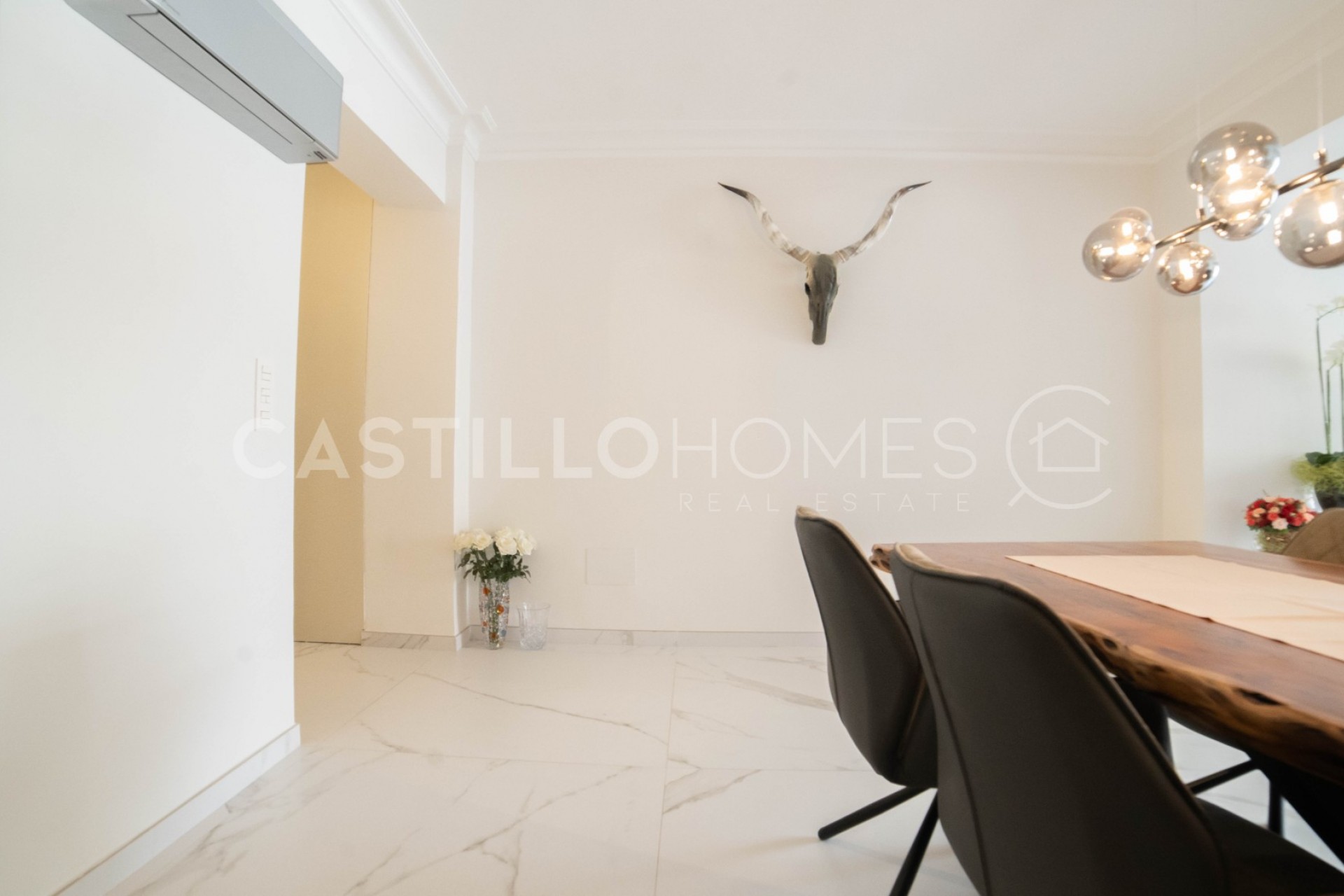 Revente - Apartment -
Torrevieja - Centro