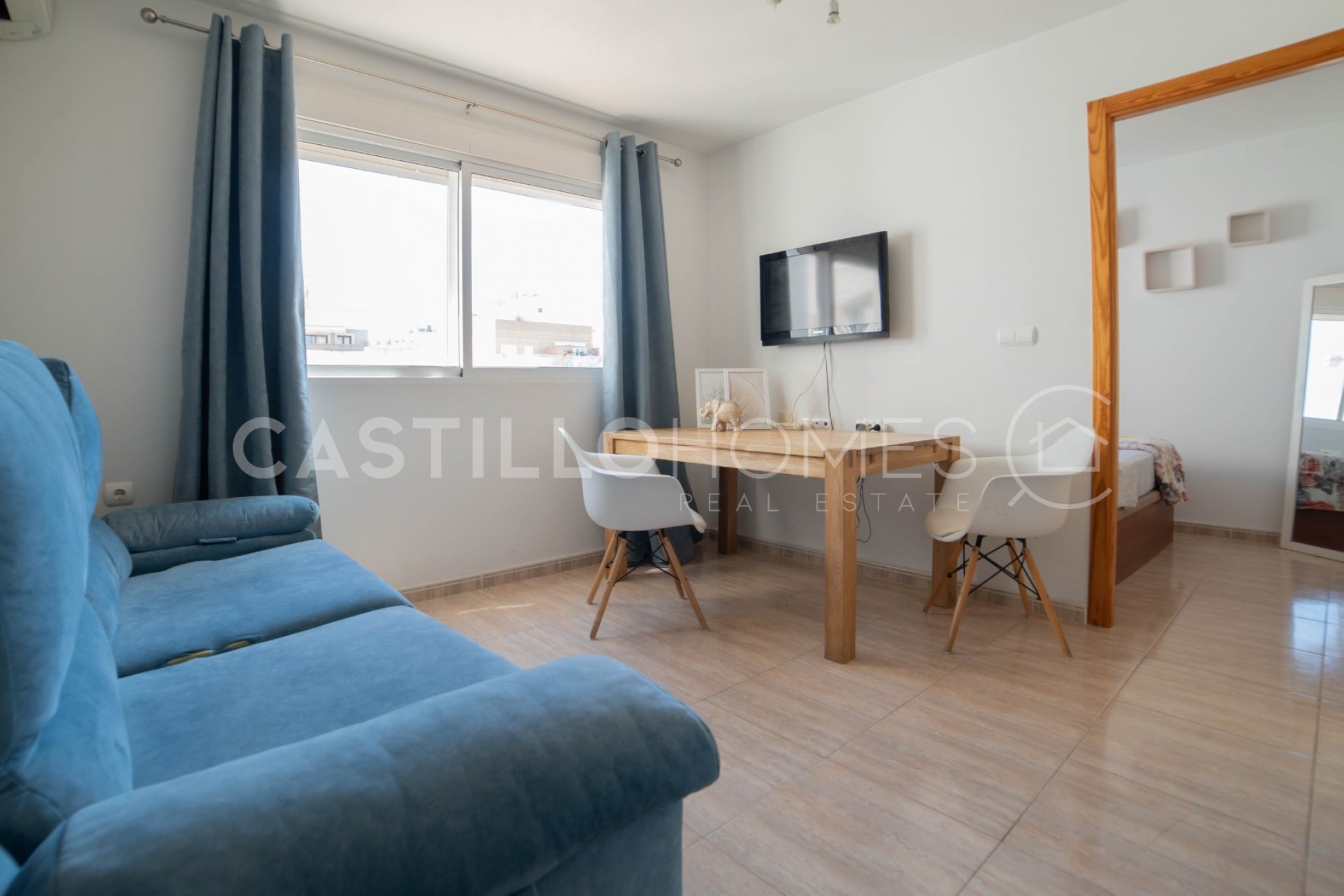 Revente - Apartment -
Torrevieja - Centro