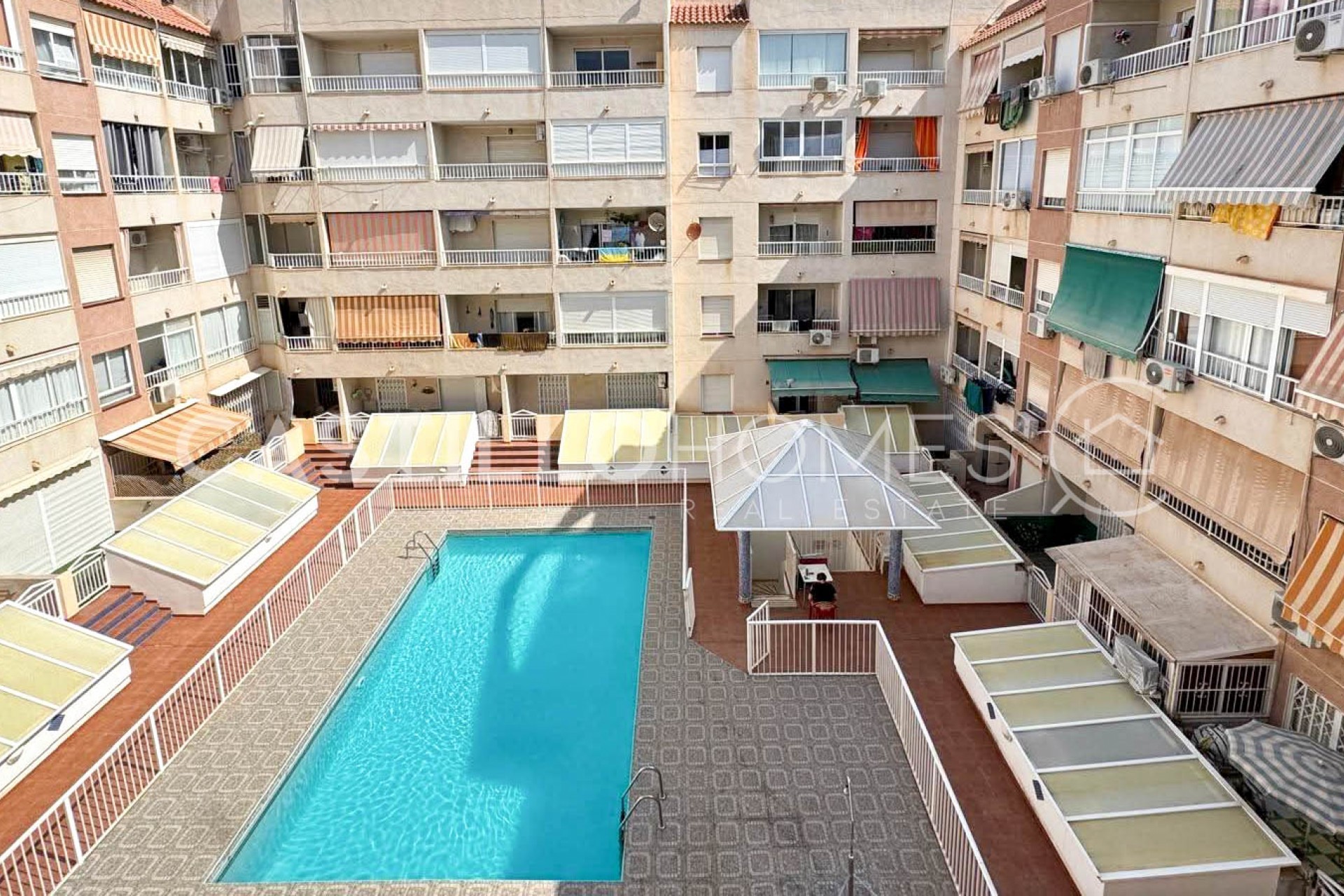 Revente - Apartment -
Torrevieja - Centro