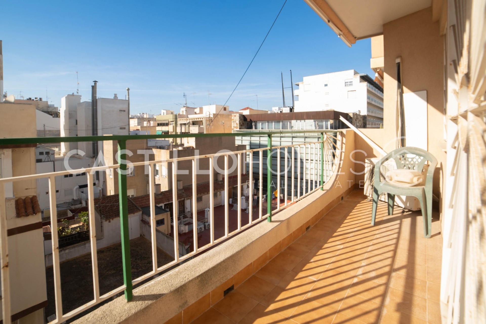 Revente - Apartment -
Torrevieja - Centro