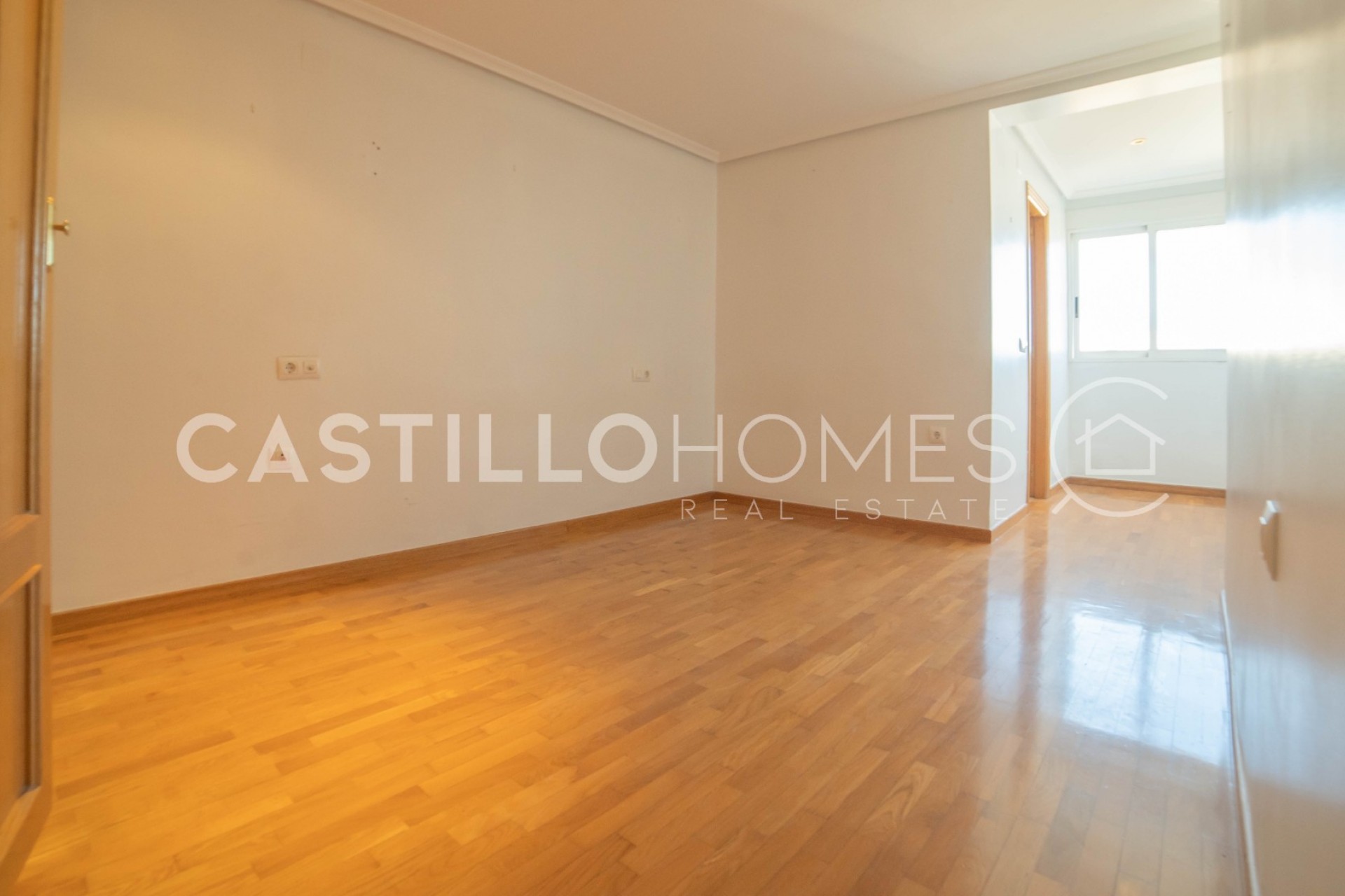 Revente - Apartment -
Torrevieja - Centro