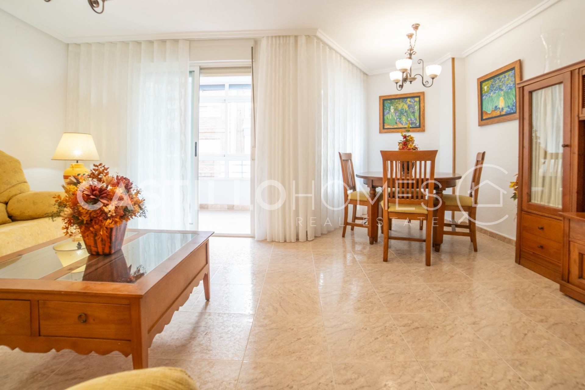 Revente - Apartment -
Torrevieja - Centro
