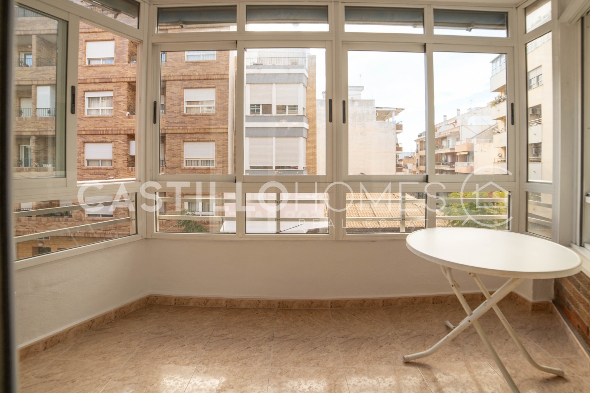 Revente - Apartment -
Torrevieja - Centro