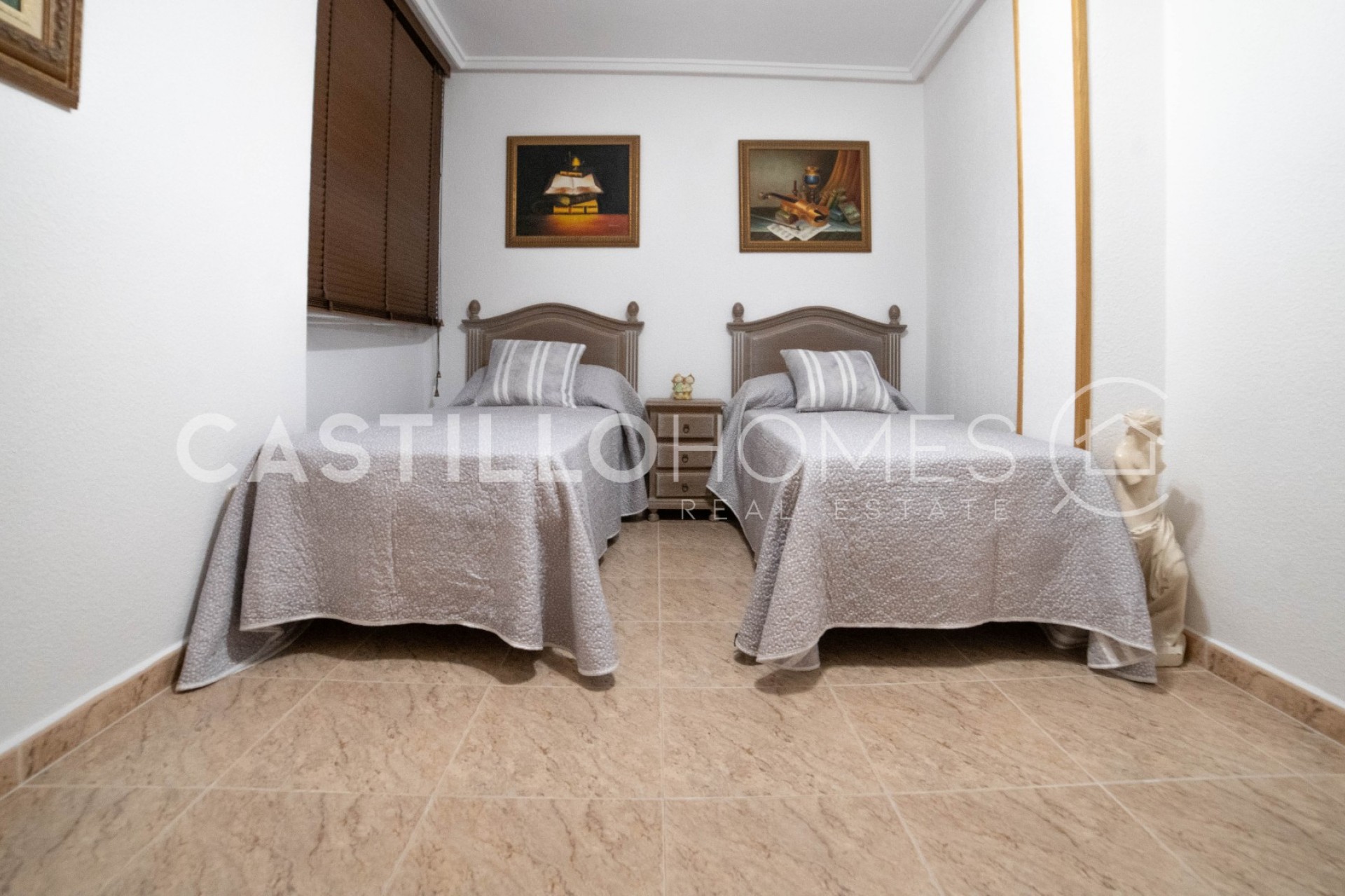 Revente - Apartment -
Torrevieja - Centro