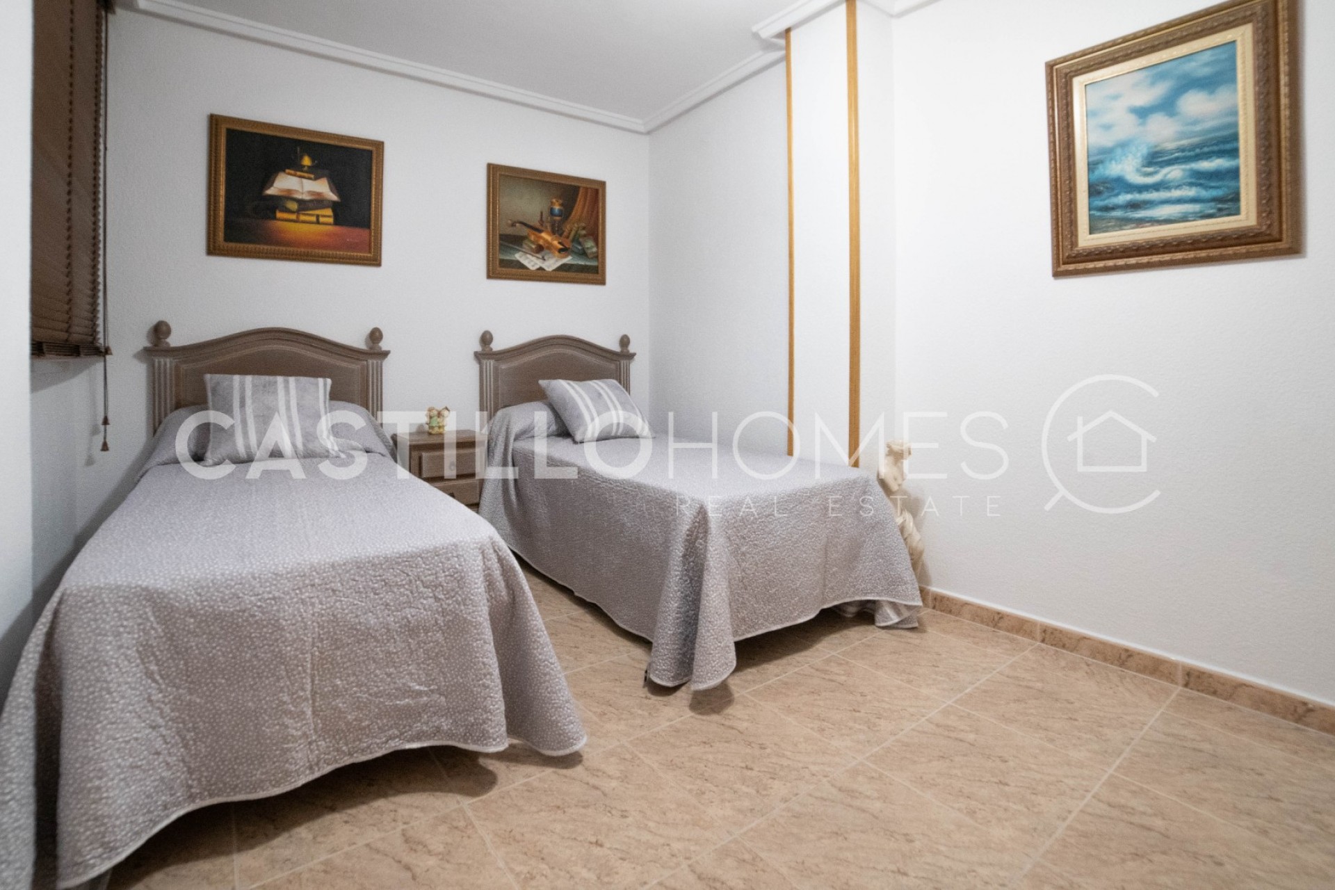Revente - Apartment -
Torrevieja - Centro