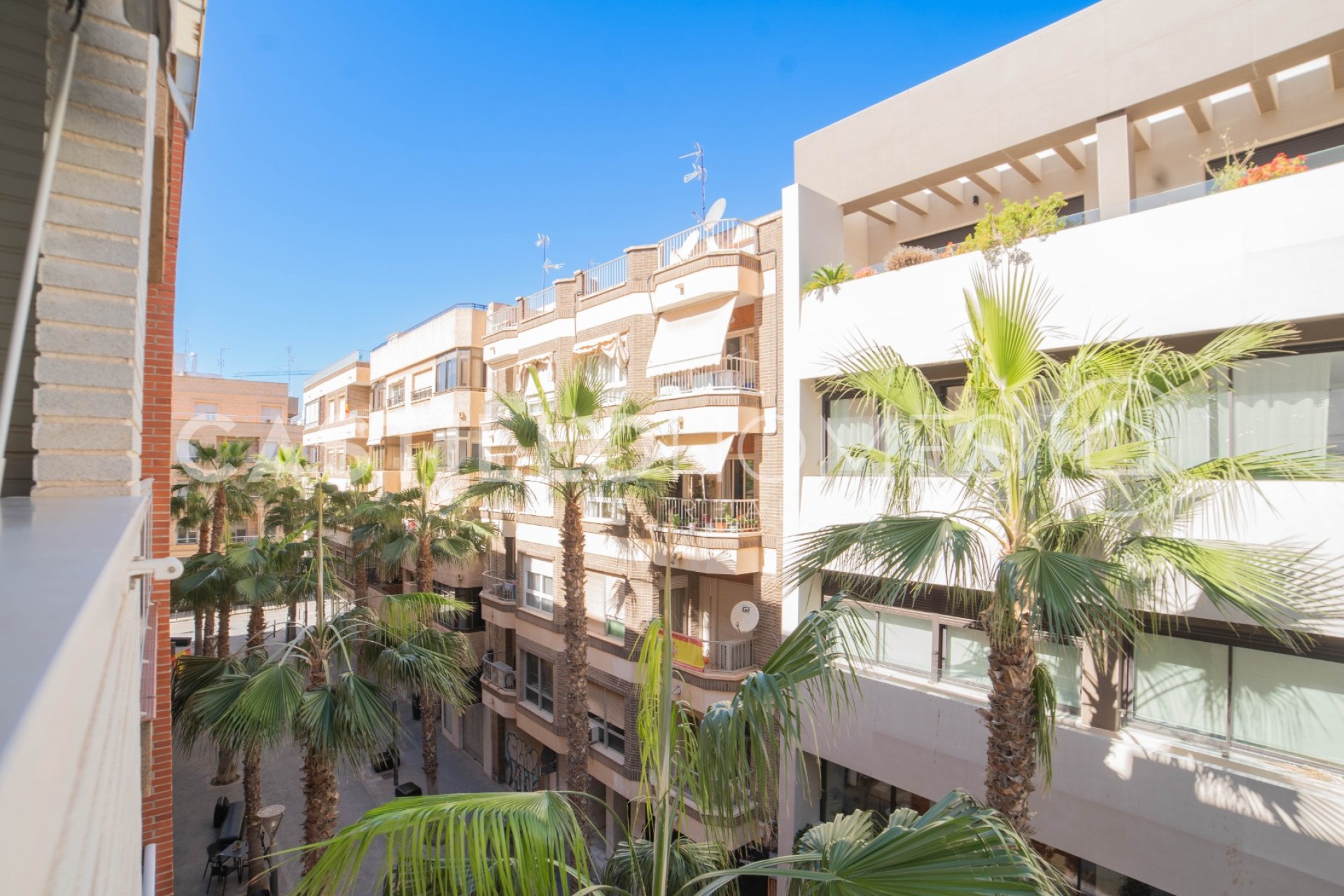 Revente - Apartment -
Torrevieja - Centro