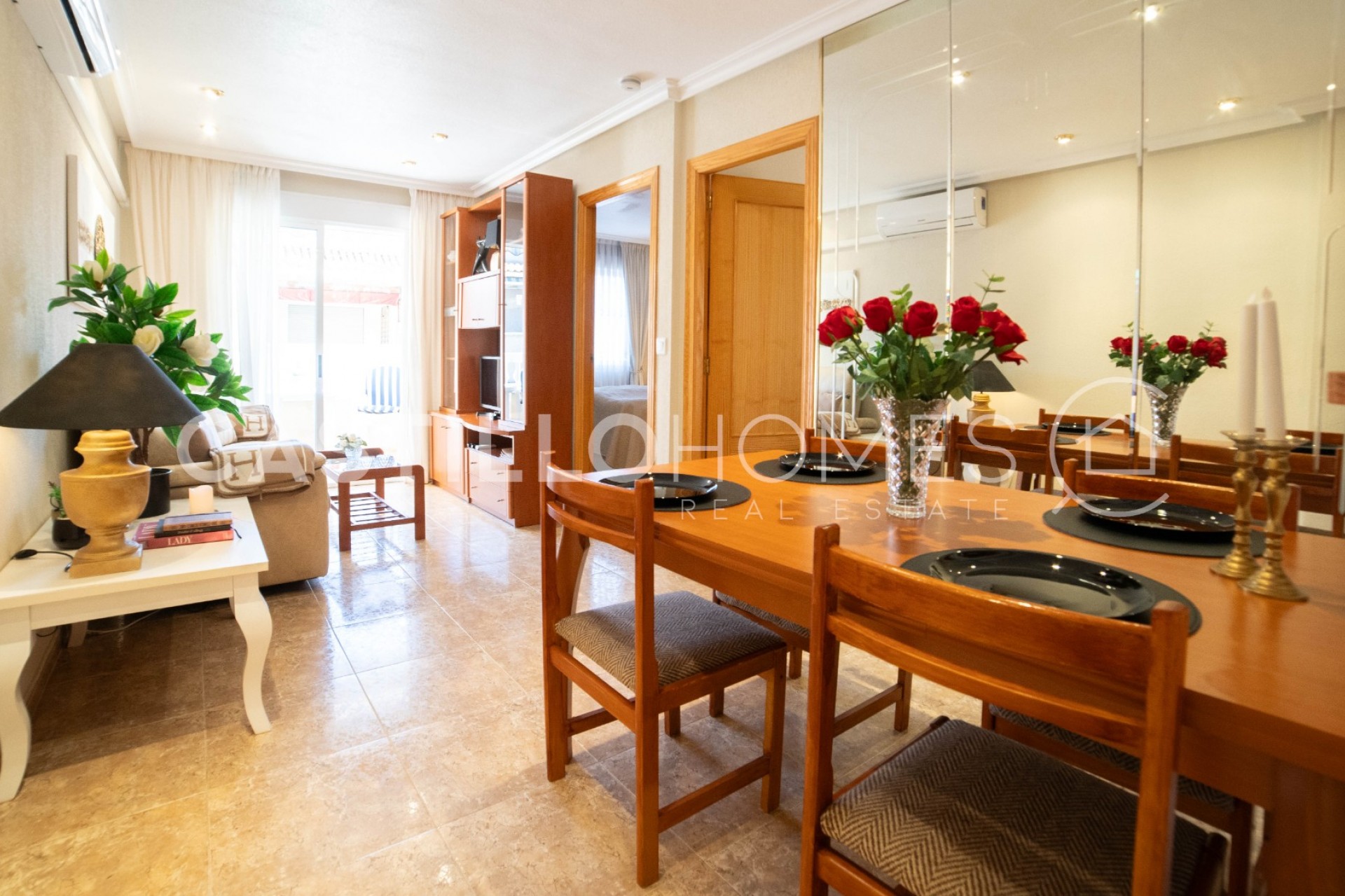 Revente - Apartment -
Torrevieja - Centro