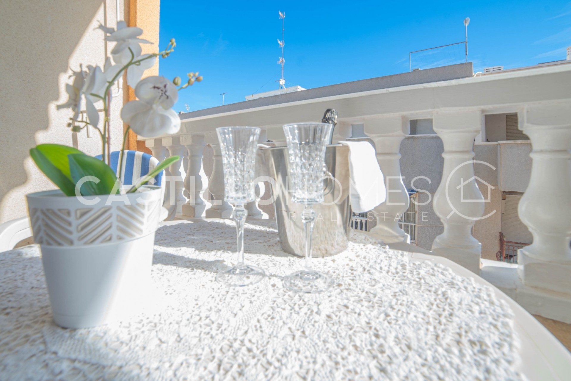 Revente - Apartment -
Torrevieja - Centro