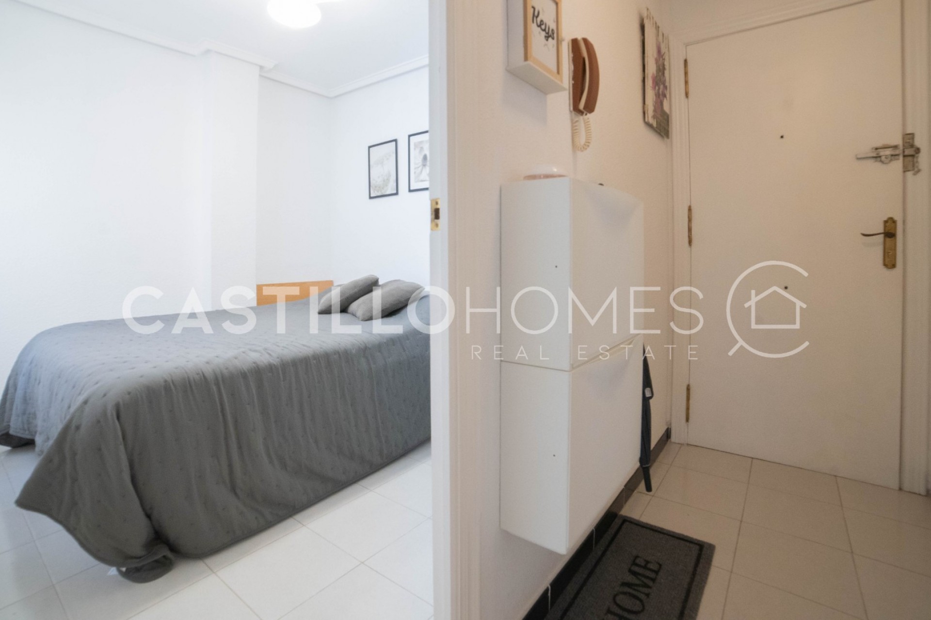 Revente - Apartment -
Torrevieja - Centro