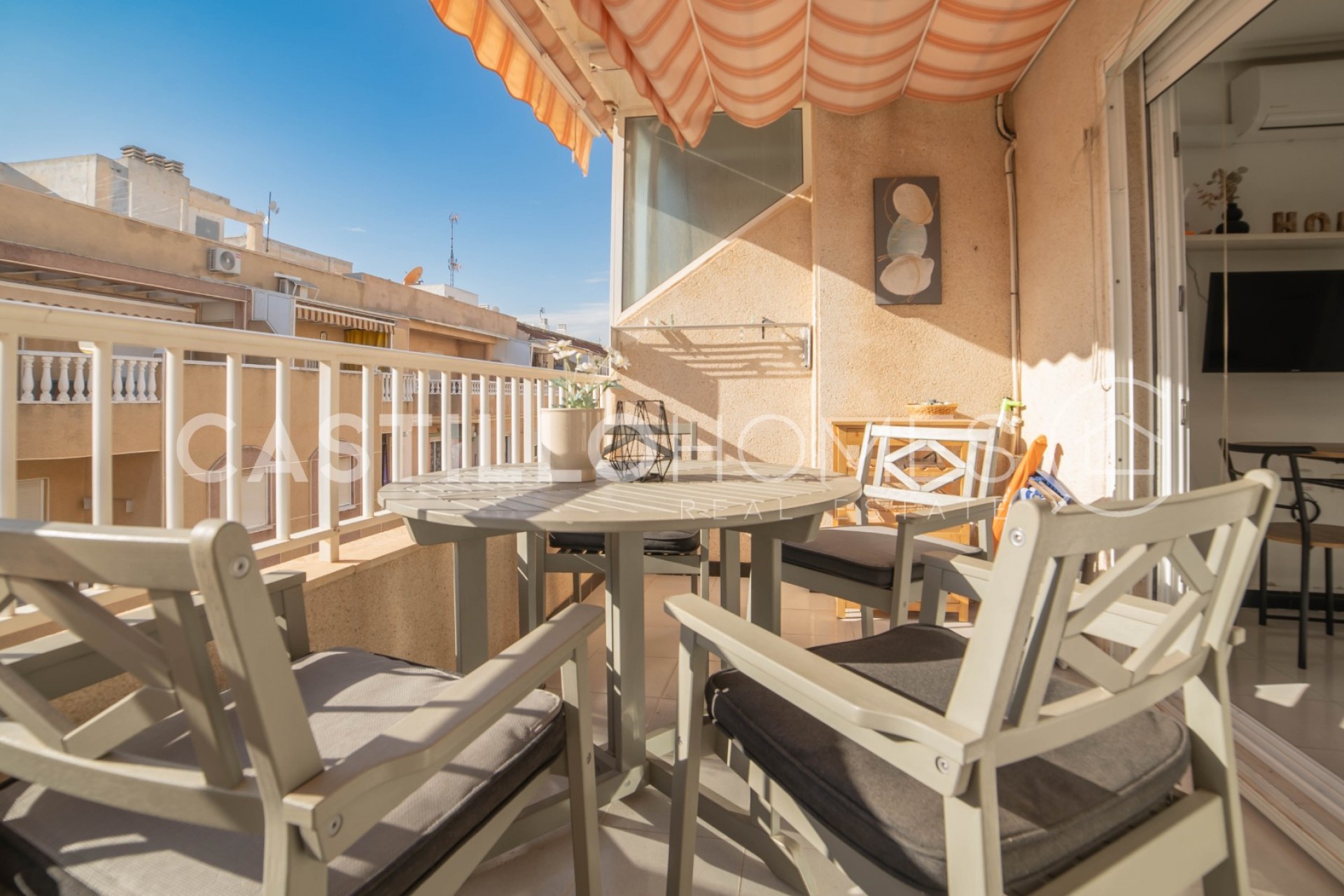 Revente - Apartment -
Torrevieja - Centro