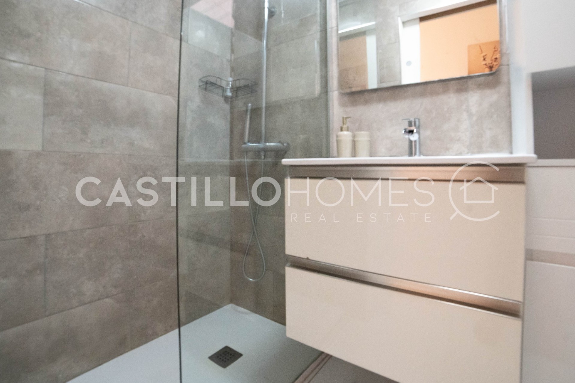 Revente - Apartment -
Torrevieja - El Acequión