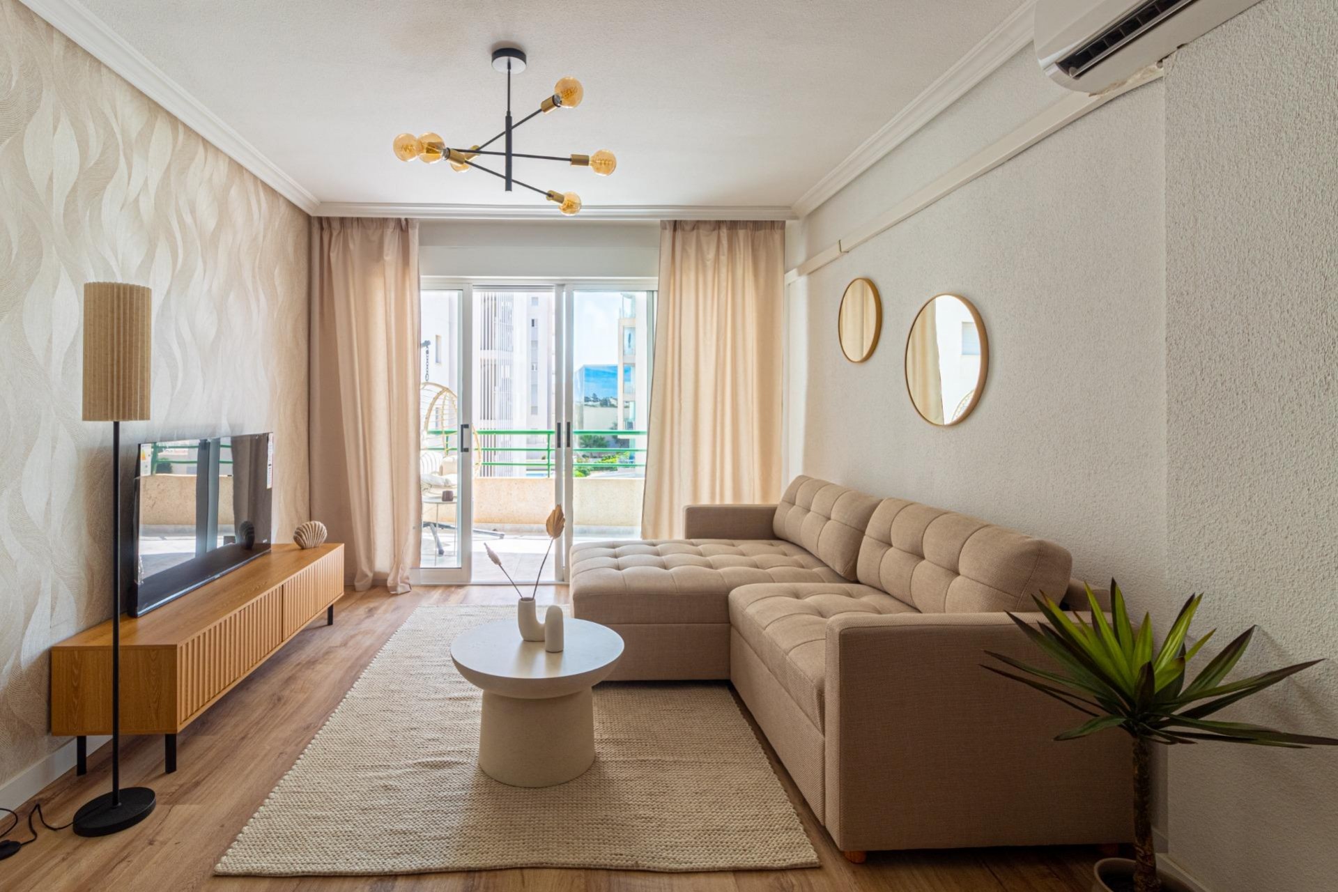 Revente - Apartment -
Torrevieja - La Mata pueblo