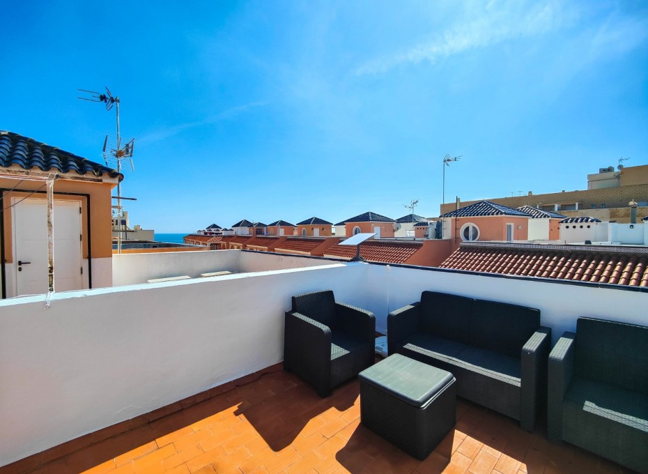 Revente - Apartment -
Torrevieja - La Mata