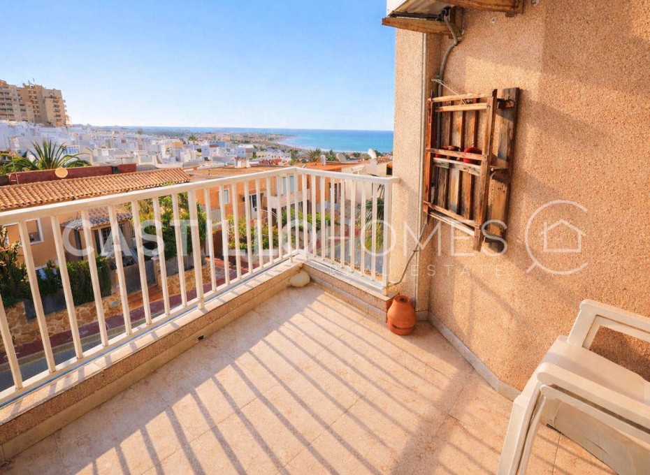 Revente - Apartment -
Torrevieja - La Mata