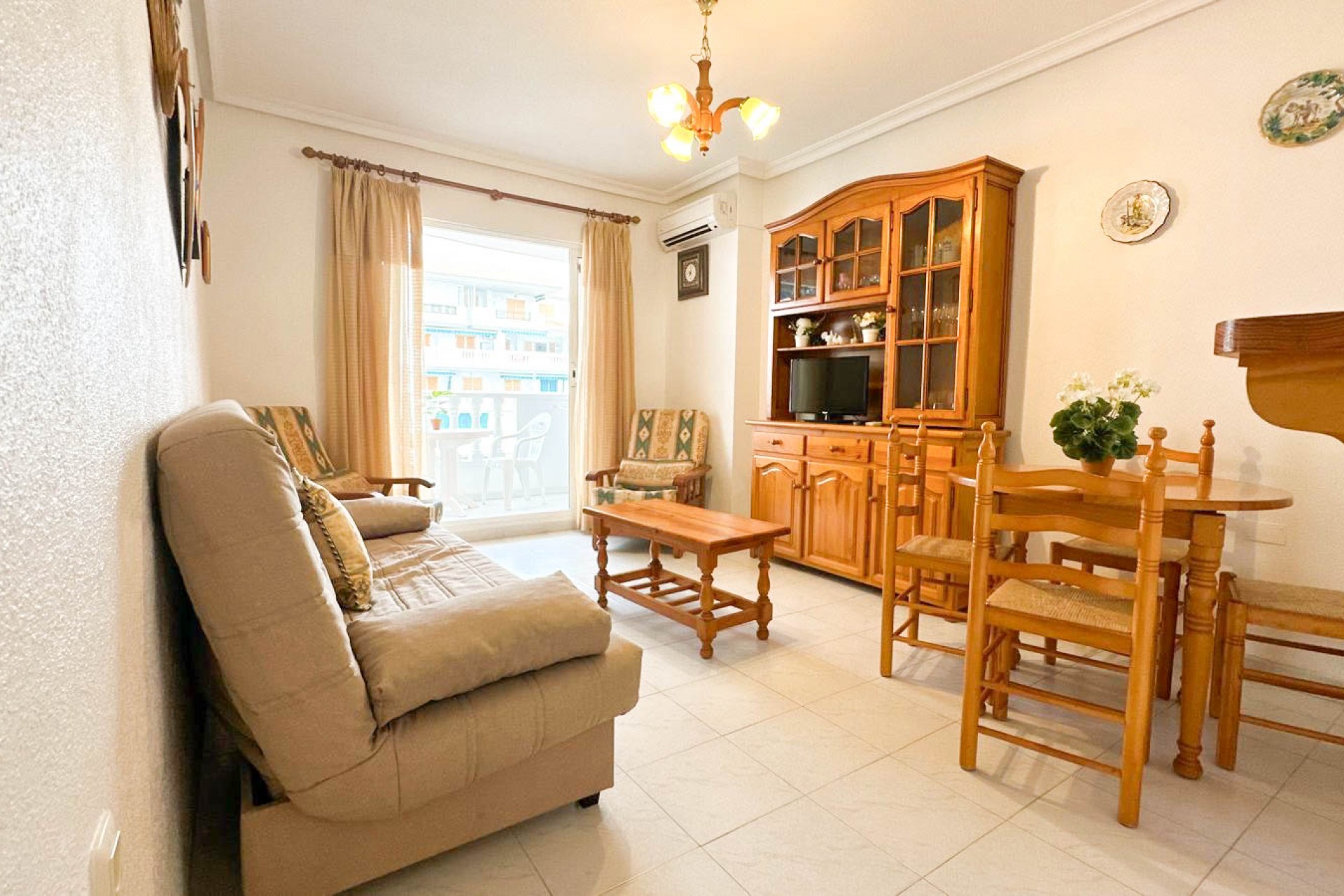 Revente - Apartment -
Torrevieja - La Mata