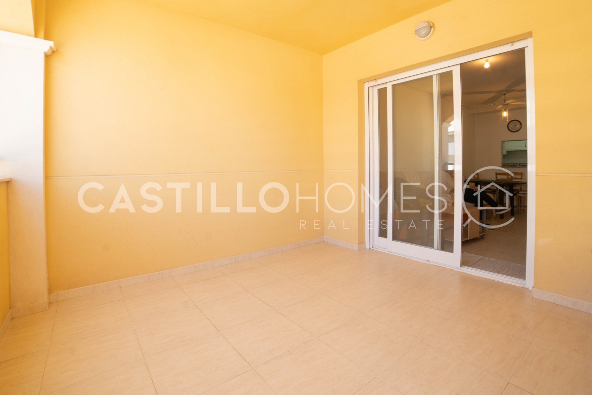 Revente - Apartment -
Torrevieja - La Mata