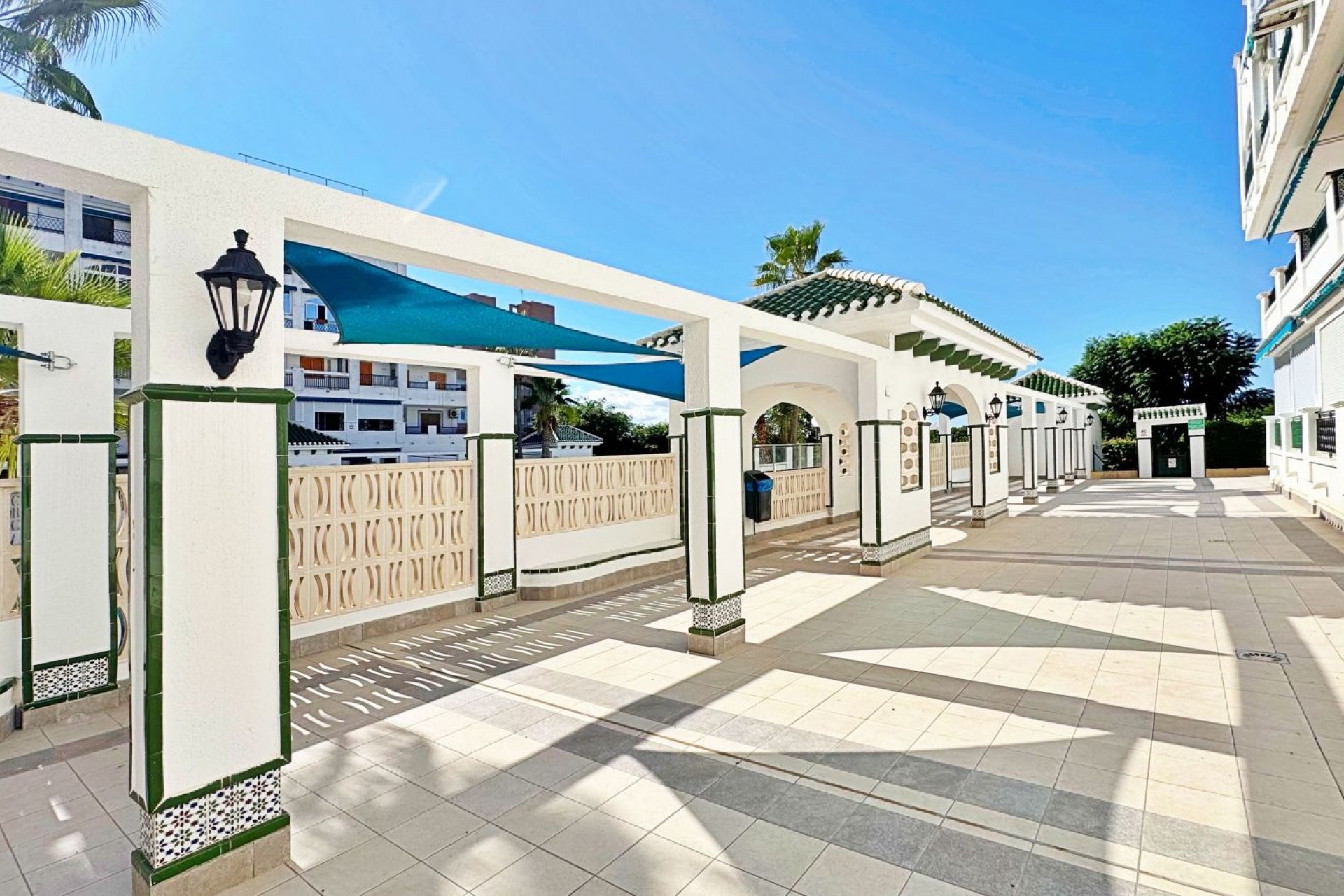 Revente - Apartment -
Torrevieja - La Mata
