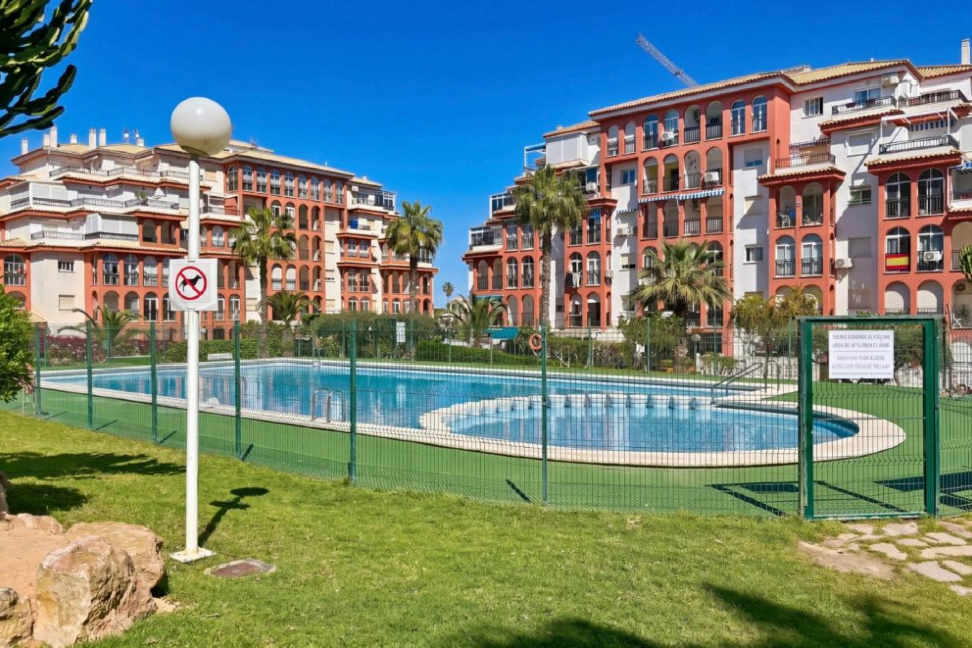 Revente - Apartment -
Torrevieja - La Mata