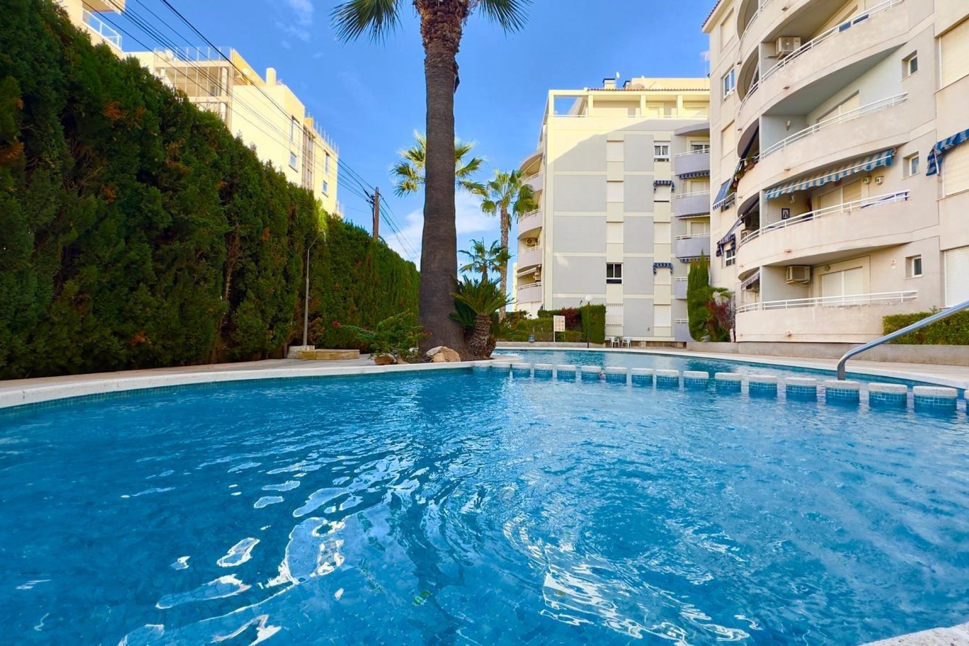 Revente - Apartment -
Torrevieja - Nueva Torrevieja - Aguas Nuevas