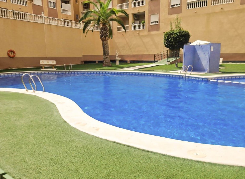 Revente - Apartment -
Torrevieja - Parque de las Naciones
