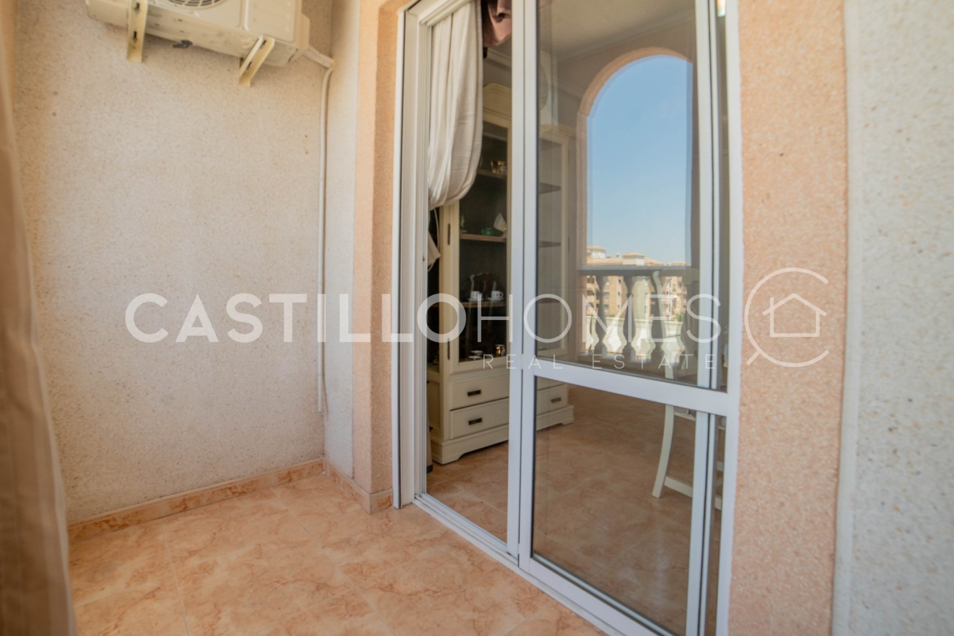 Revente - Apartment -
Torrevieja - Parque de las Naciones