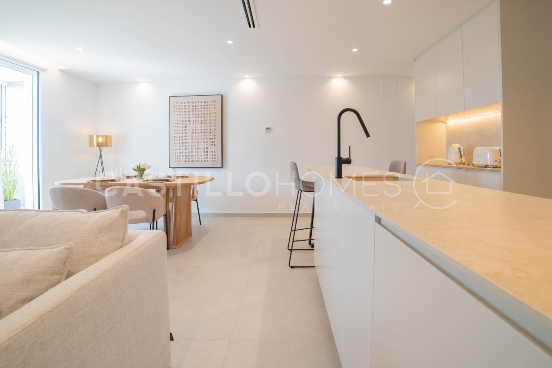 Revente - Apartment -
Torrevieja - Playa del Acequión