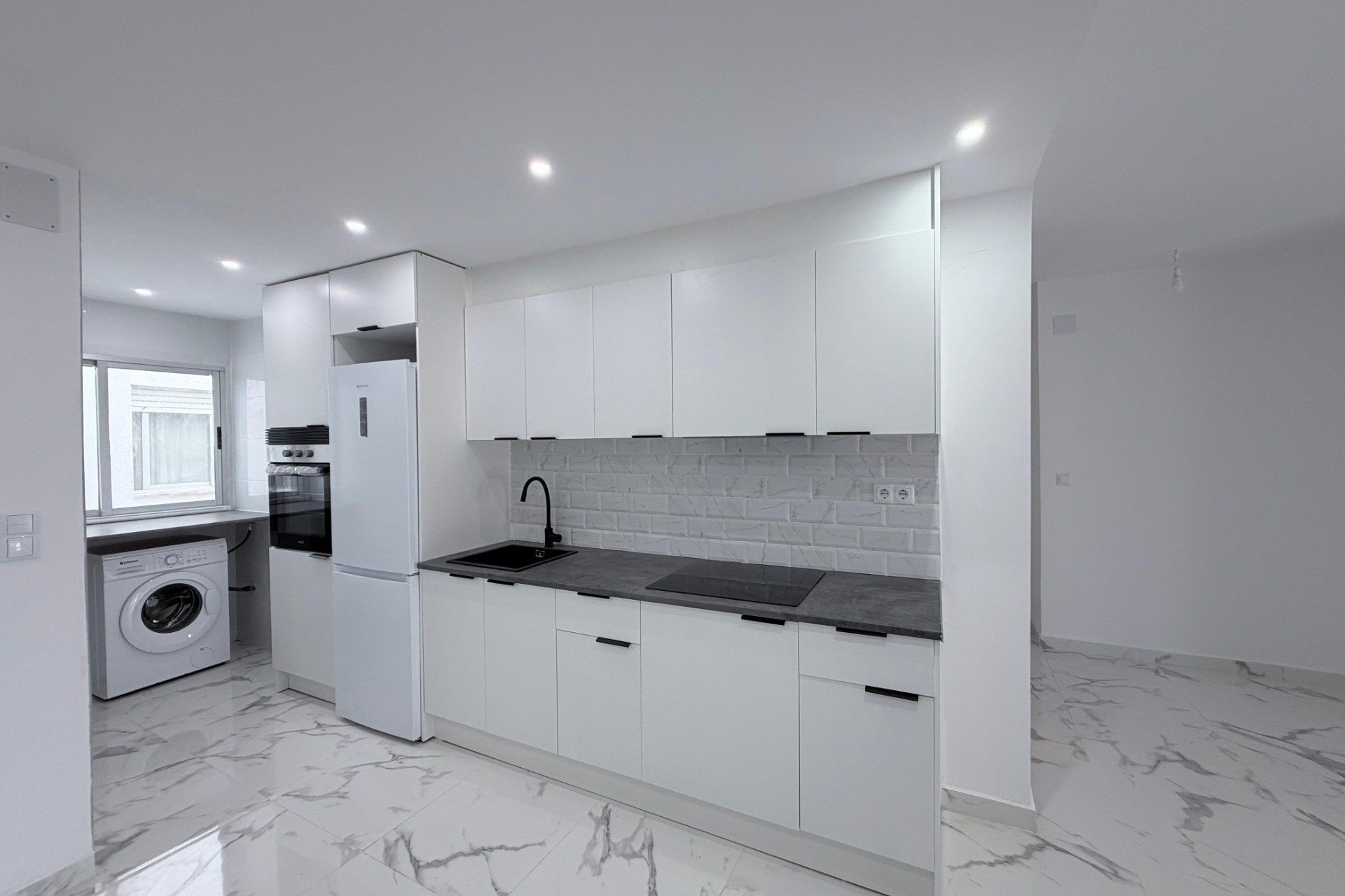 Revente - Apartment -
Torrevieja - Playa del cura