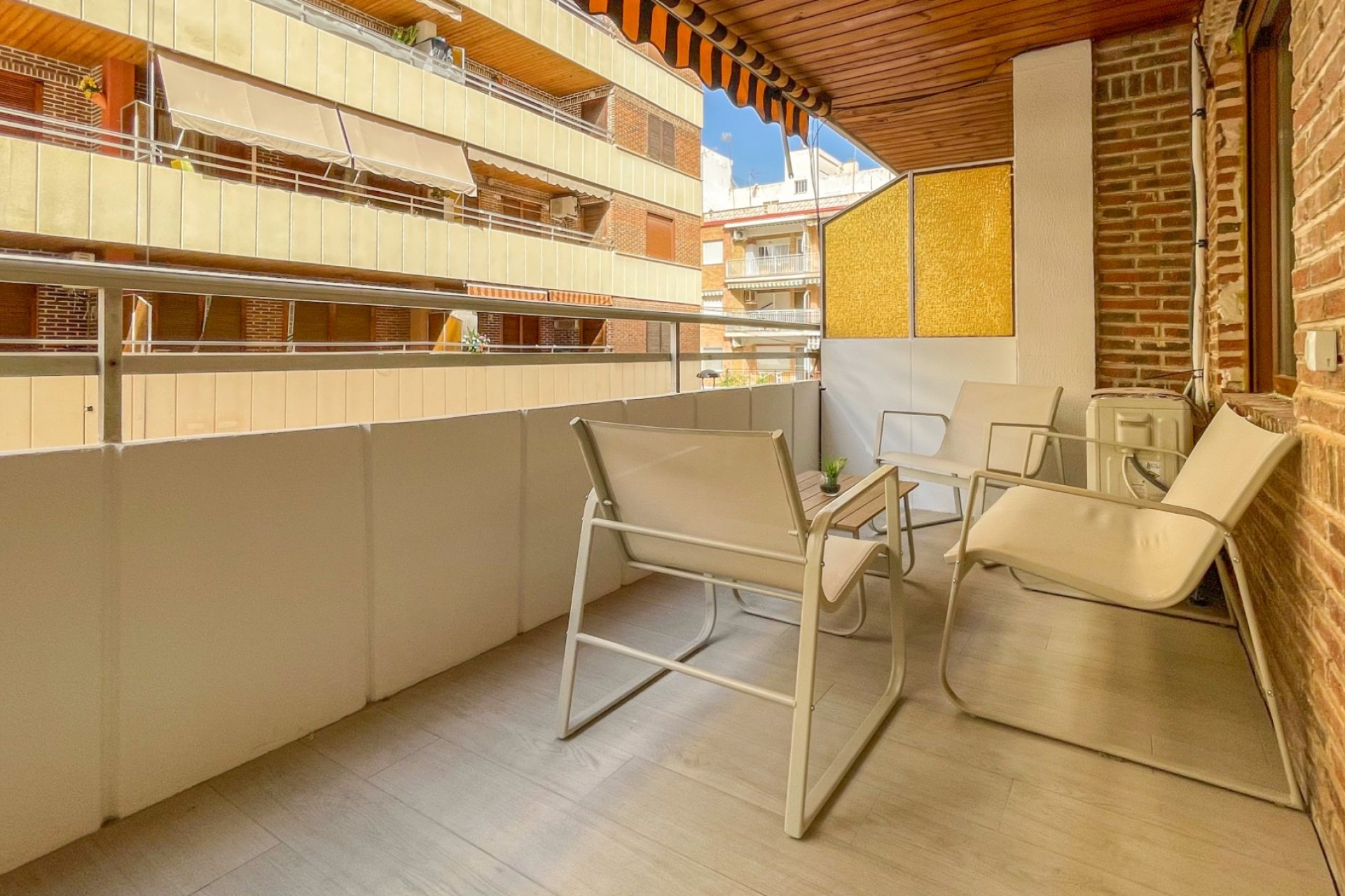 Revente - Apartment -
Torrevieja - Playa Los Naufragos