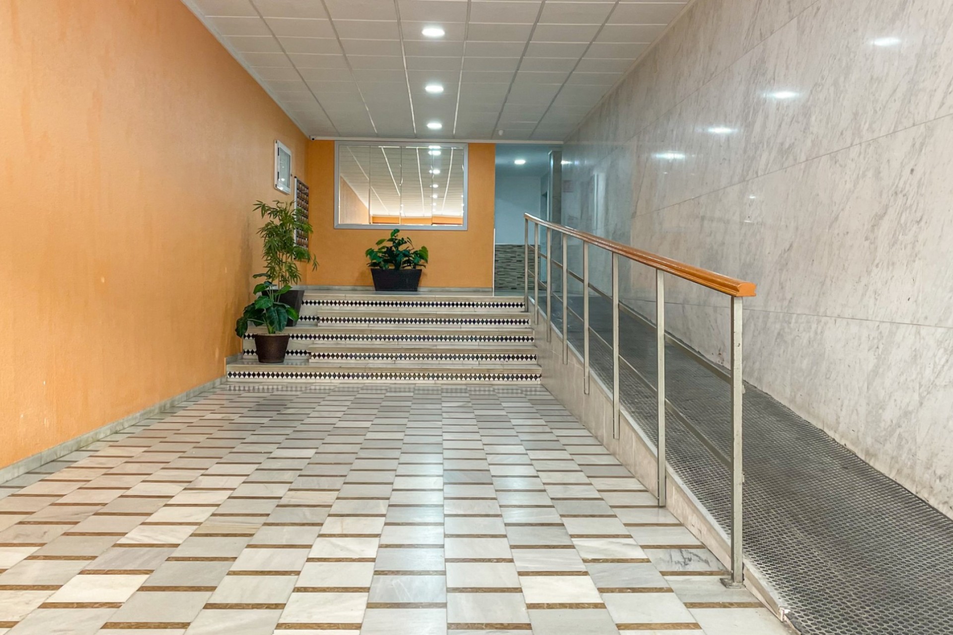 Revente - Apartment -
Torrevieja - Playa Los Naufragos