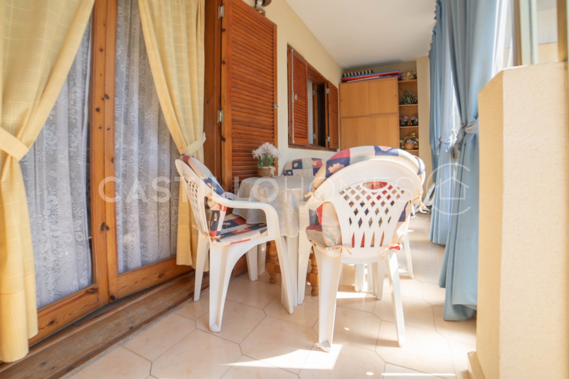 Revente - Apartment -
Torrevieja - Punta prima