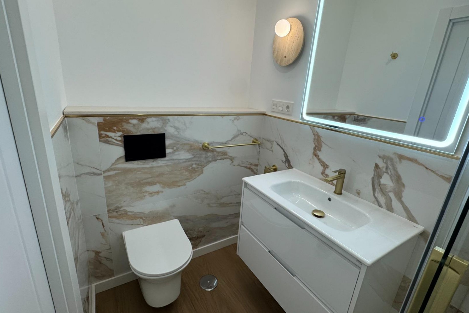 Revente - Apartment -
Torrevieja - Punta prima