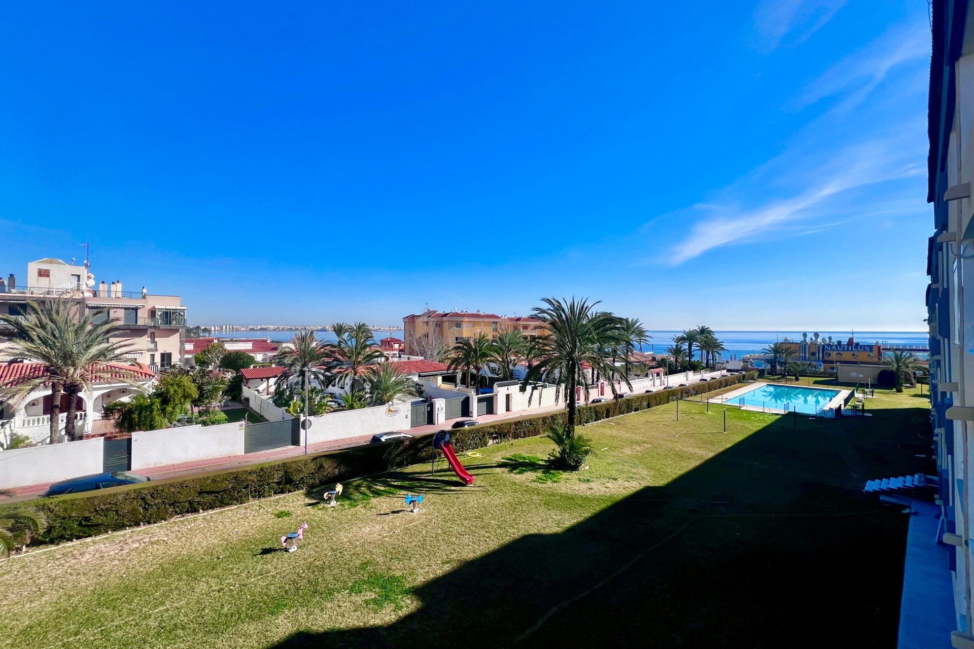 Revente - Apartment -
Torrevieja - Punta prima