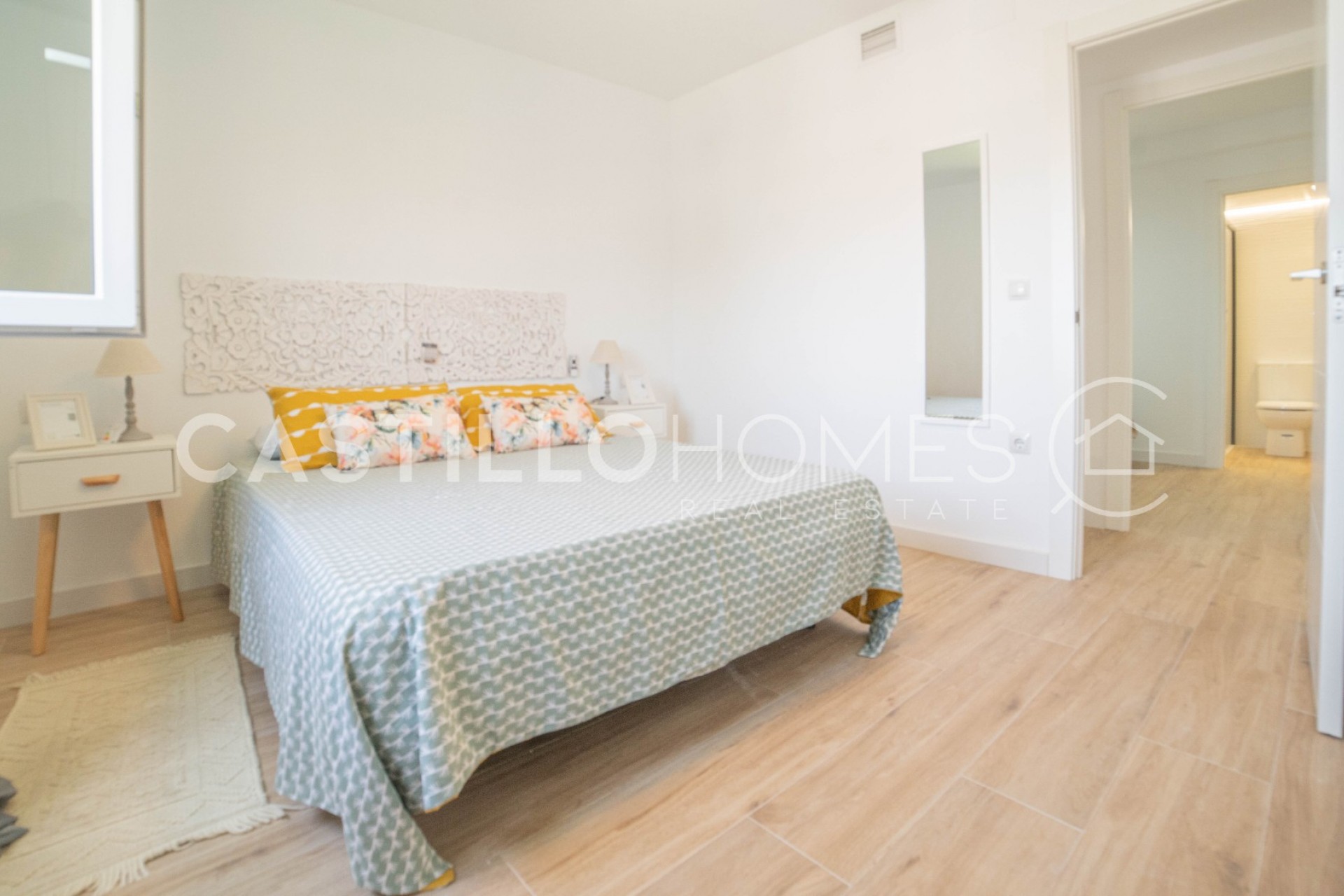 Revente - Apartment -
Torrevieja - Punta prima