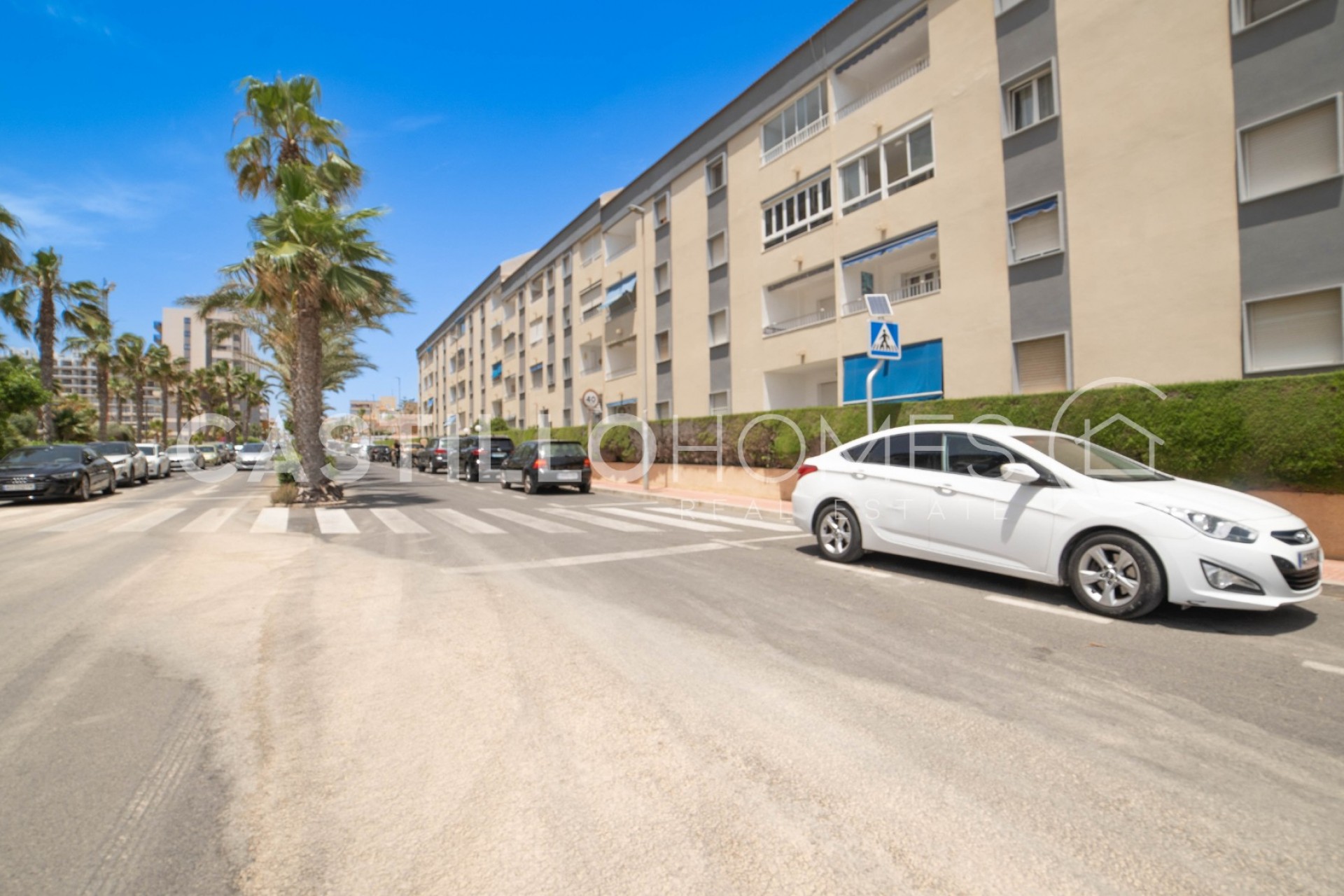Revente - Apartment -
Torrevieja - Punta prima