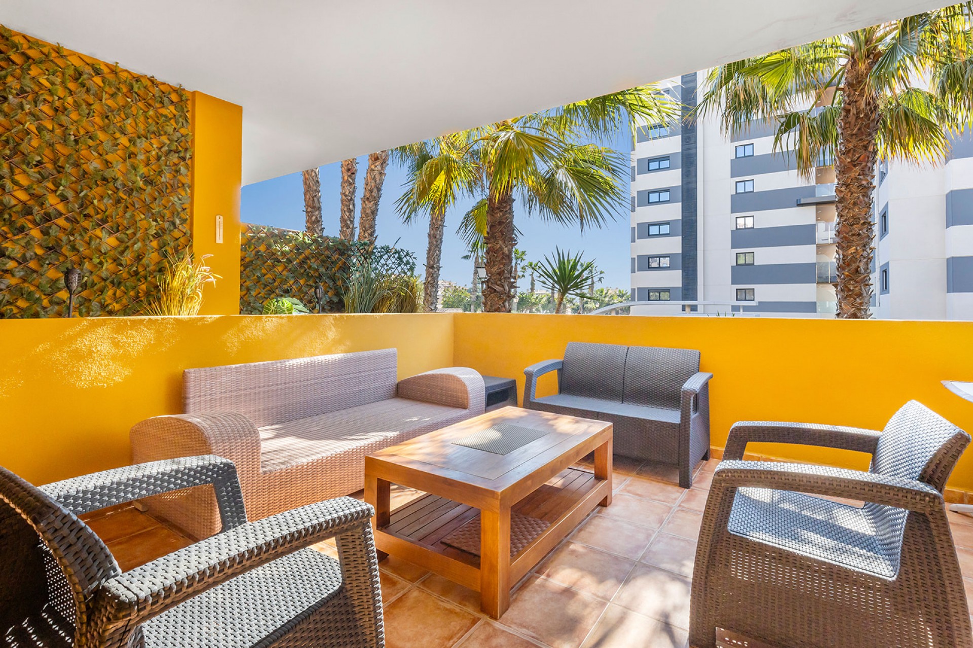 Revente - Apartment -
Torrevieja - Punta prima