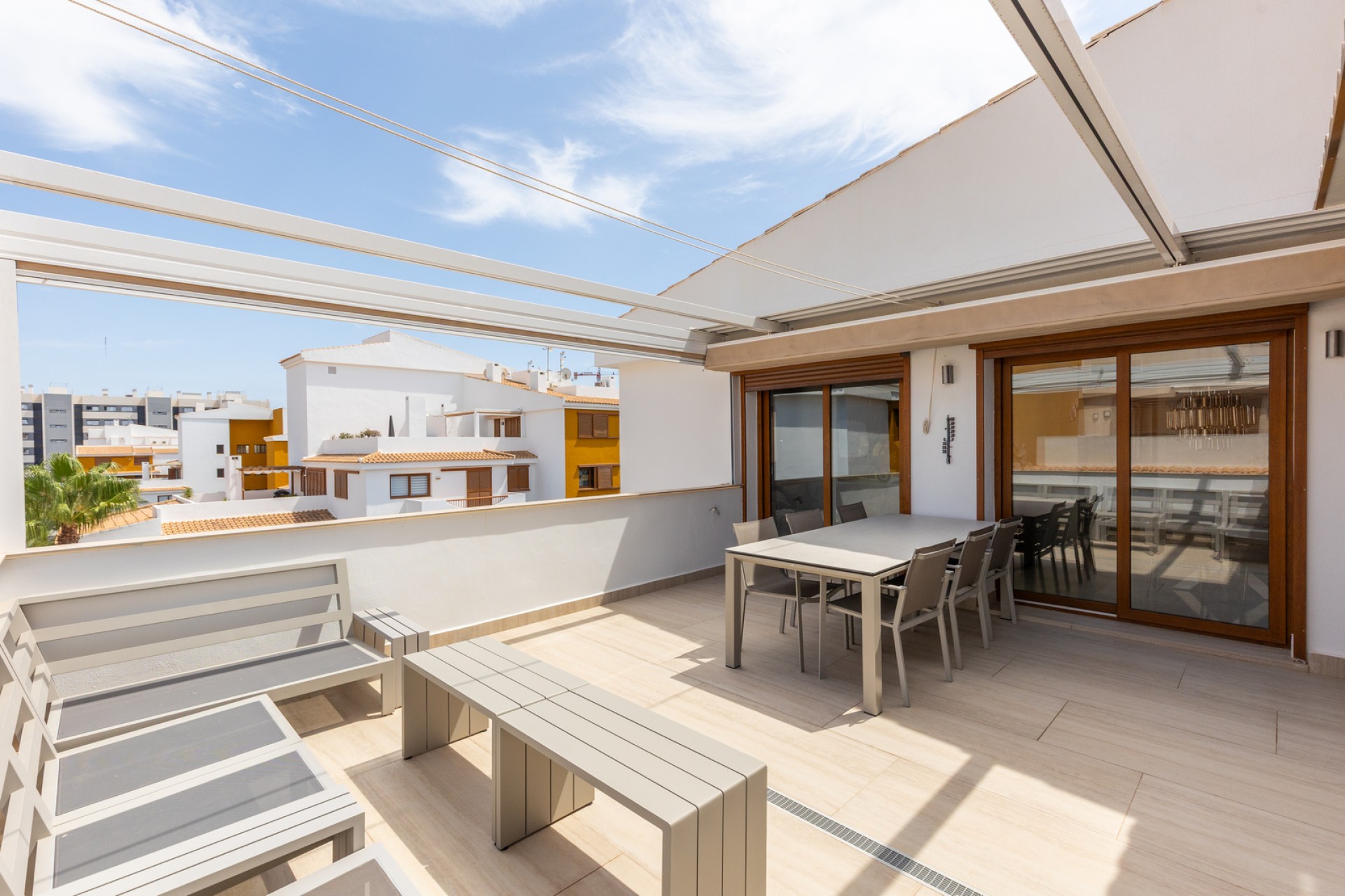 Revente - Apartment -
Torrevieja - Punta prima