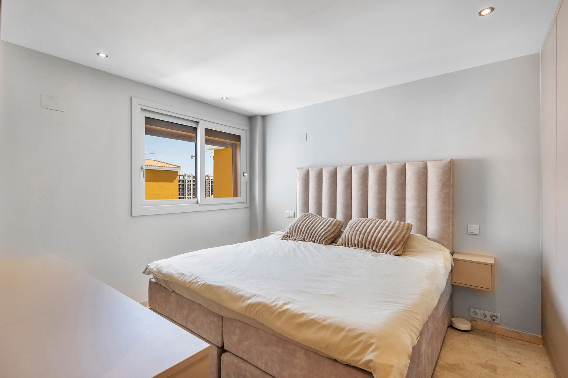Revente - Apartment -
Torrevieja - Punta prima