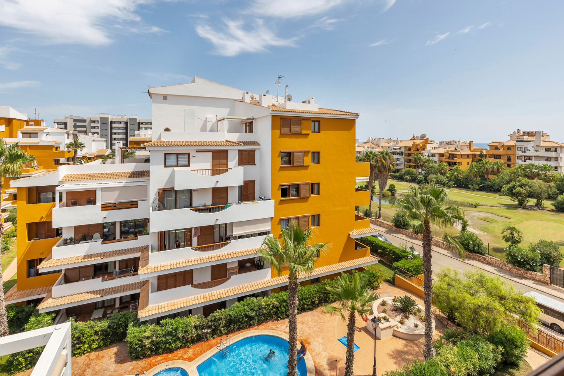 Revente - Apartment -
Torrevieja - Punta prima