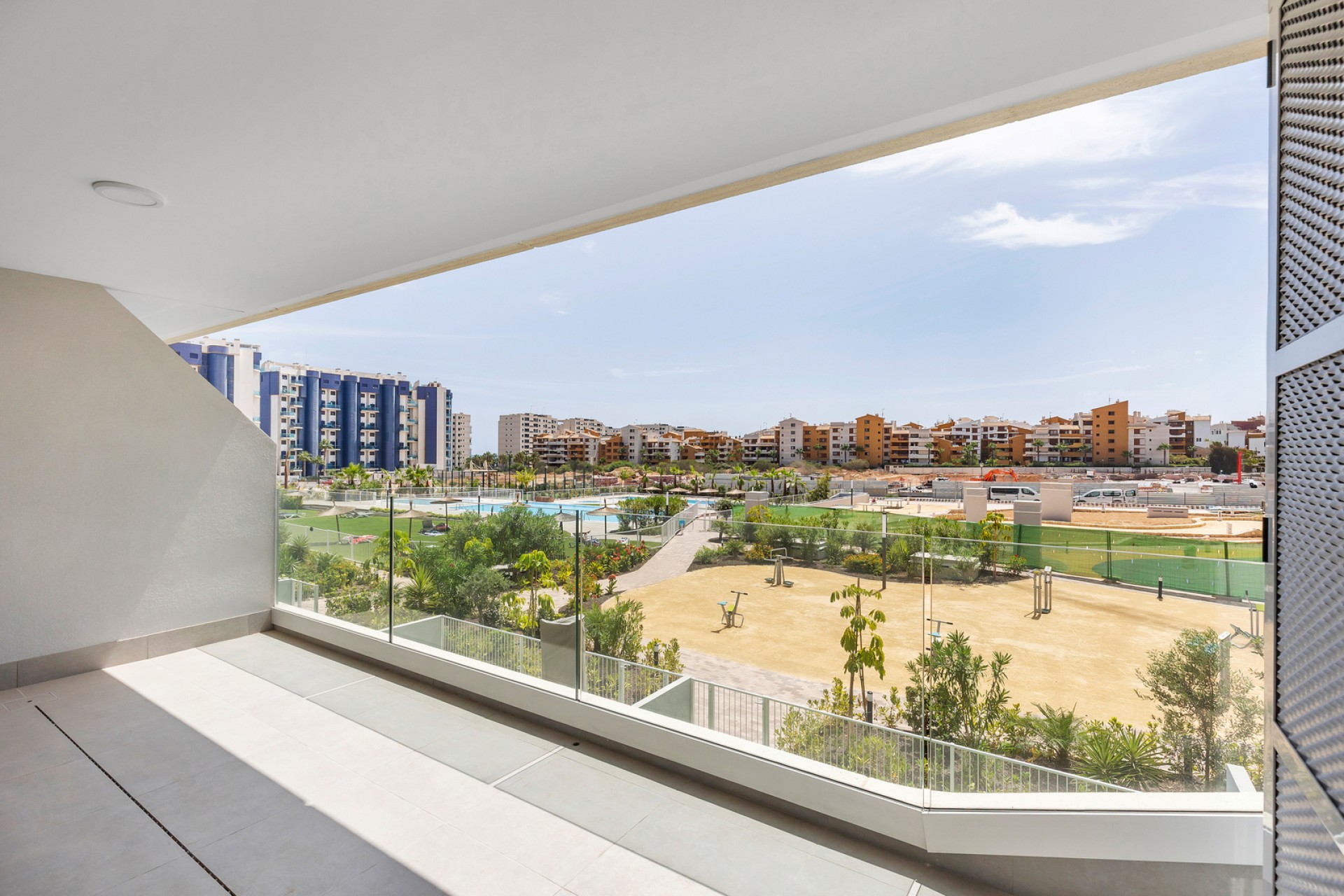 Revente - Apartment -
Torrevieja - Punta prima