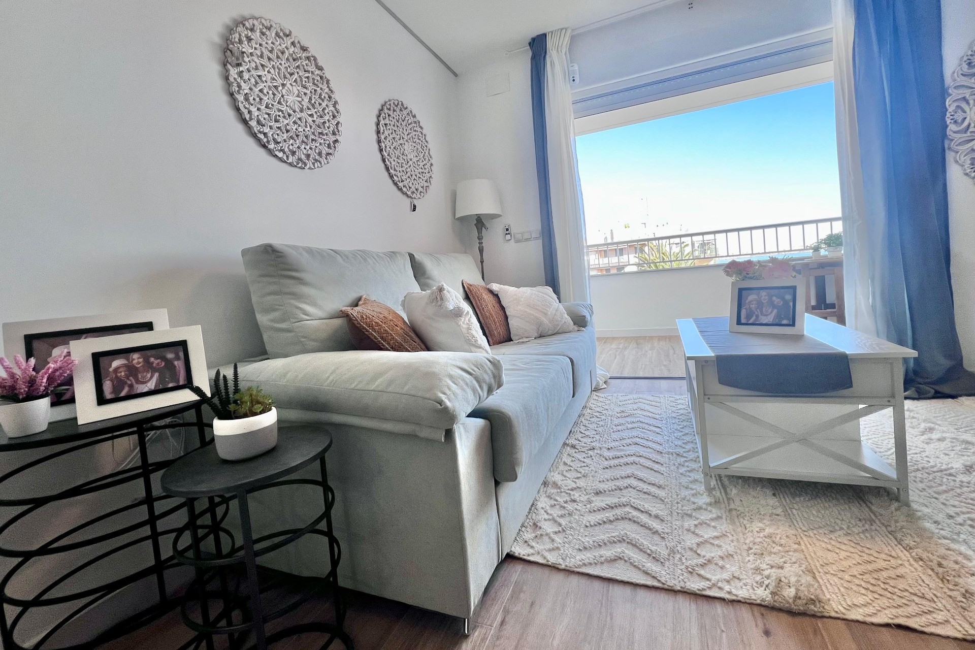 Revente - Apartment -
Torrevieja - Punta prima