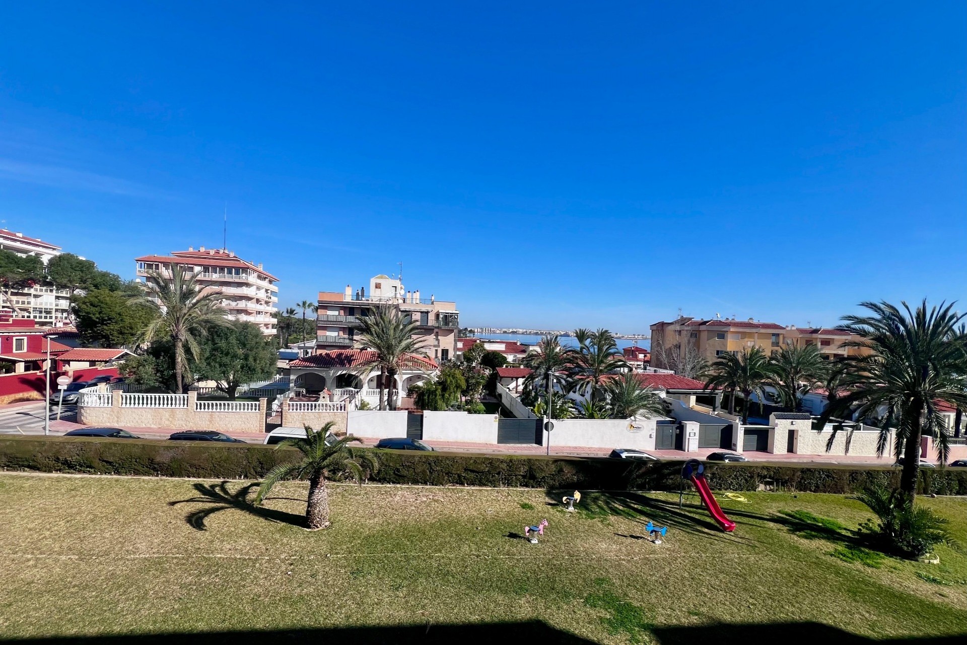 Revente - Apartment -
Torrevieja - Punta prima