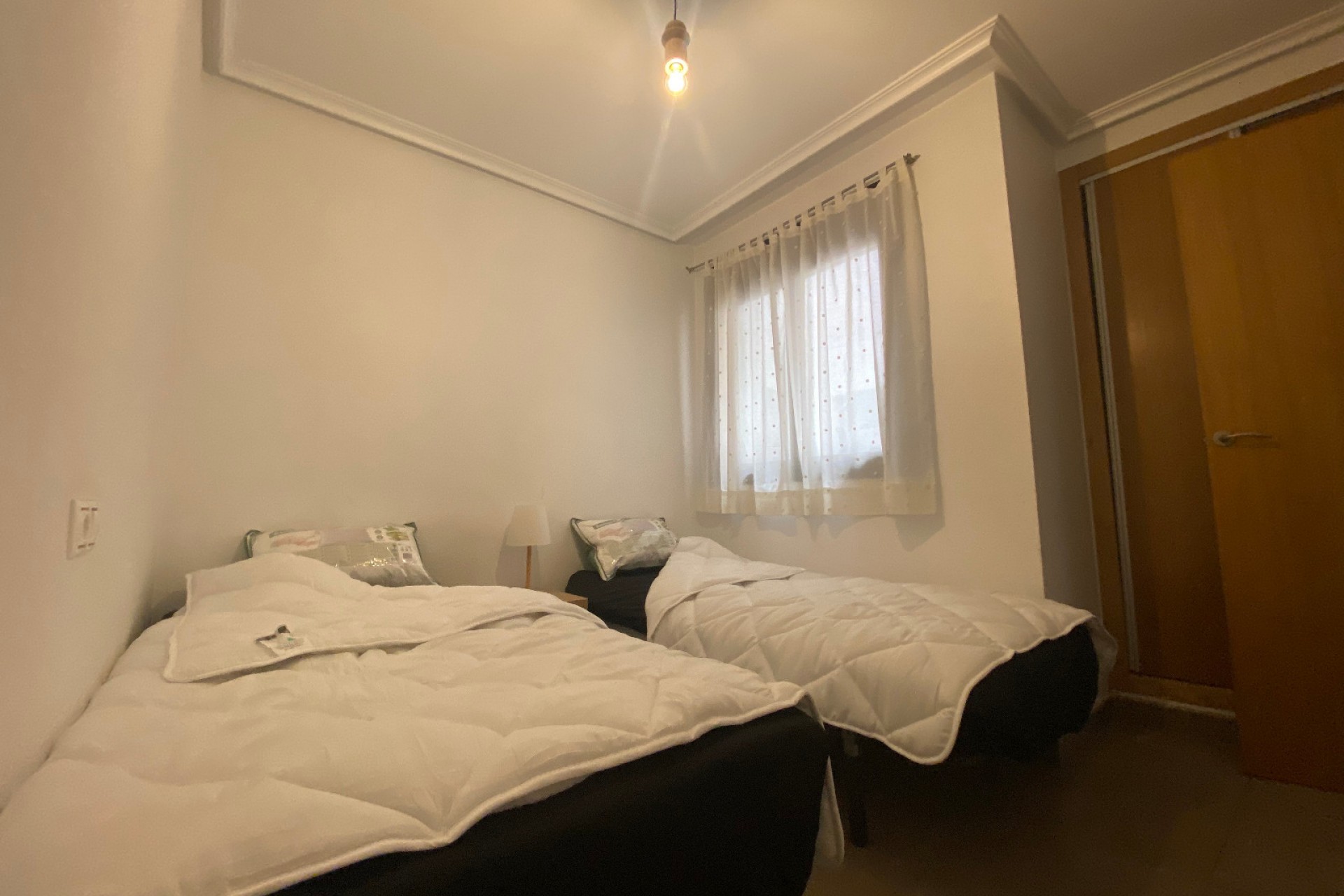 Revente - Apartment -
Torrevieja - Torrevieja Centro