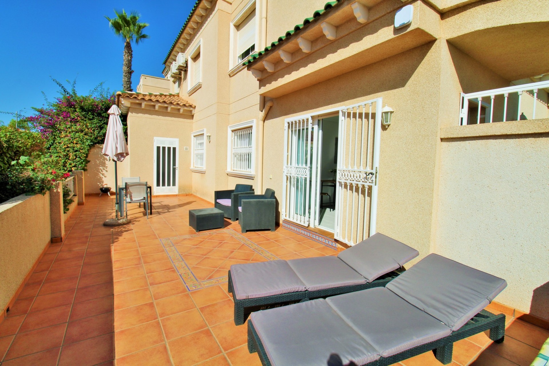 Revente - Apartment -
Villamartin - PAU 8