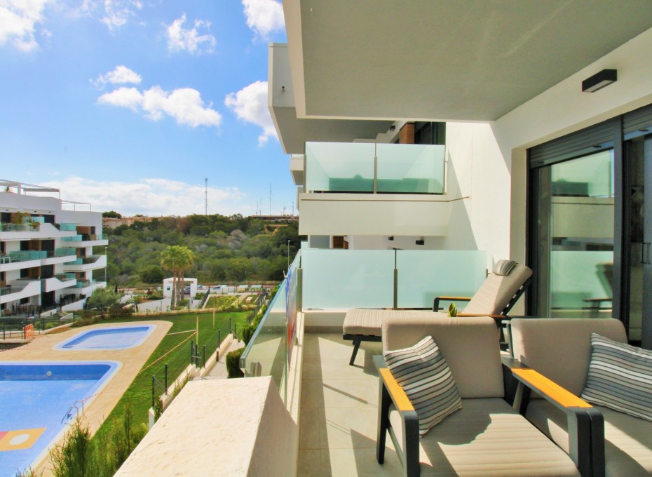 Revente - Apartment -
Villamartin
