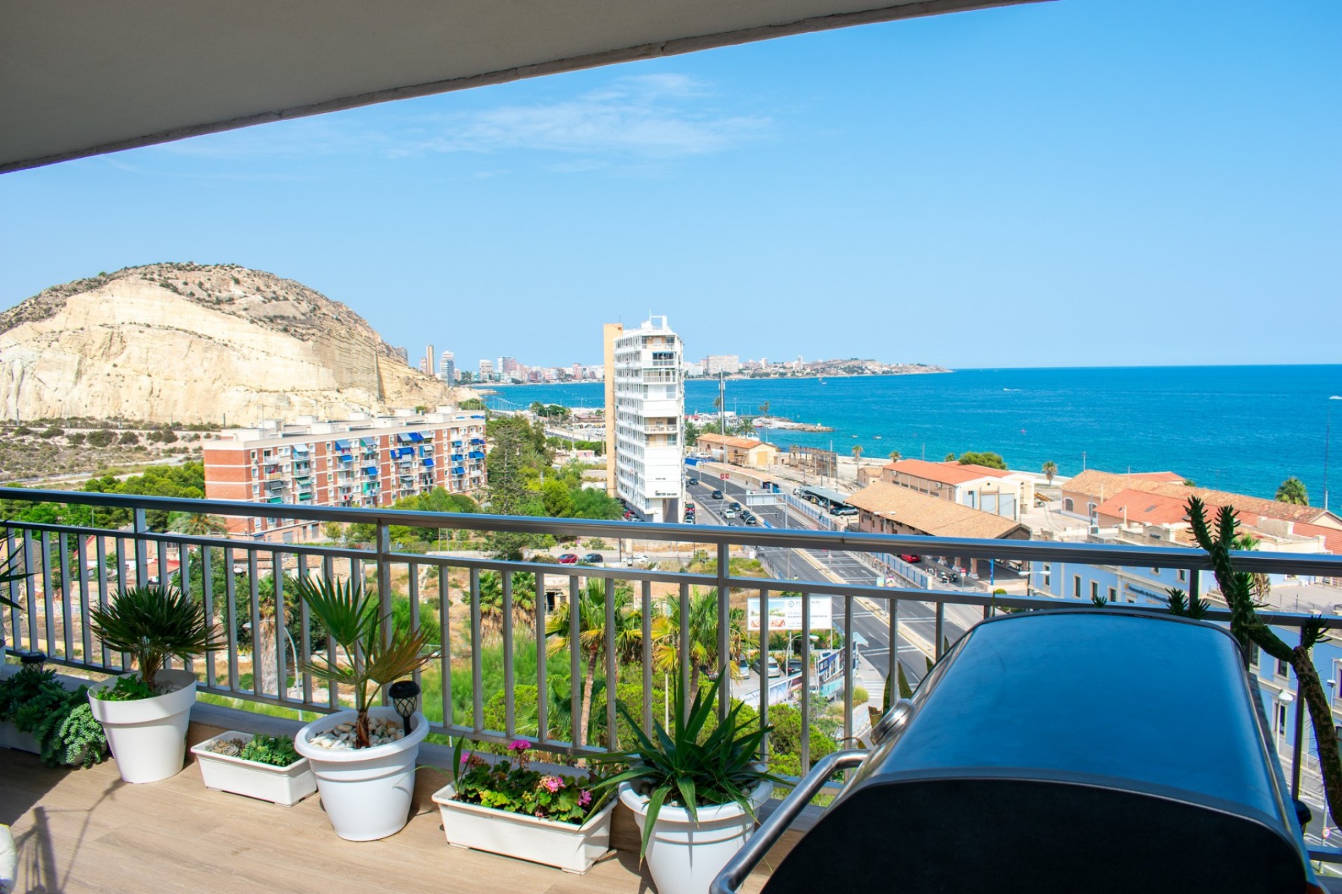Revente - Attique -
Alicante - Casco antiguo