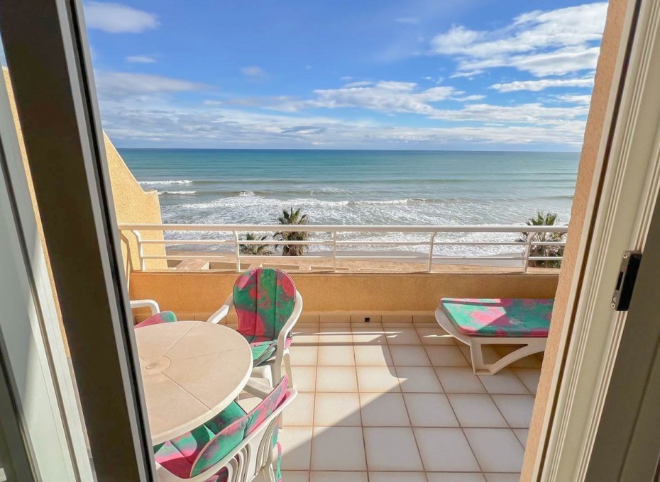 Revente - Attique -
Torrevieja - La Mata pueblo