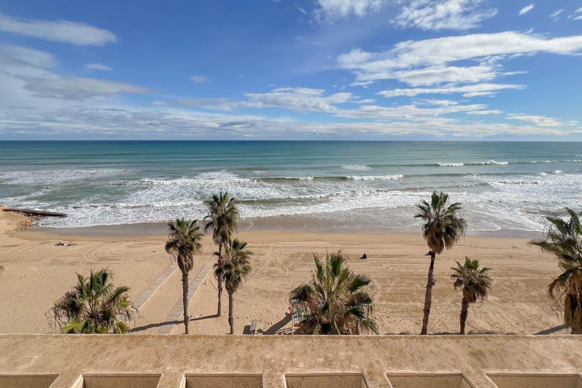 Revente - Attique -
Torrevieja - La Mata pueblo