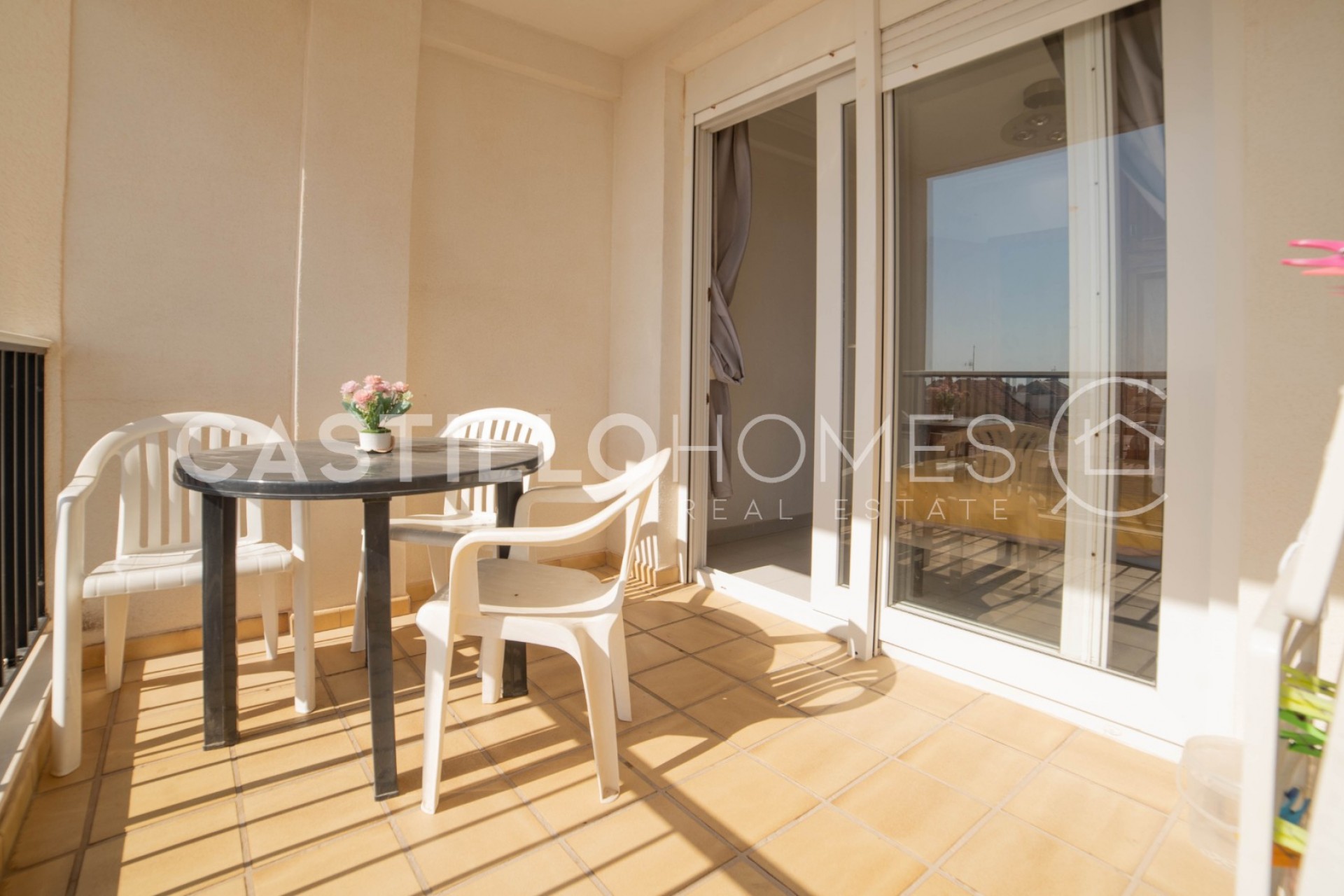 Revente - Attique -
Torrevieja - La Mata