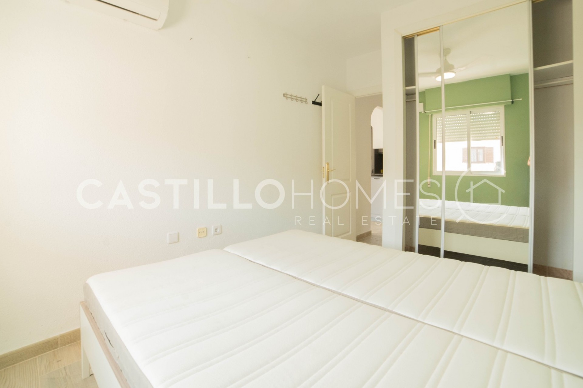 Revente - Attique -
Torrevieja - Nueva Torrevieja - Aguas Nuevas